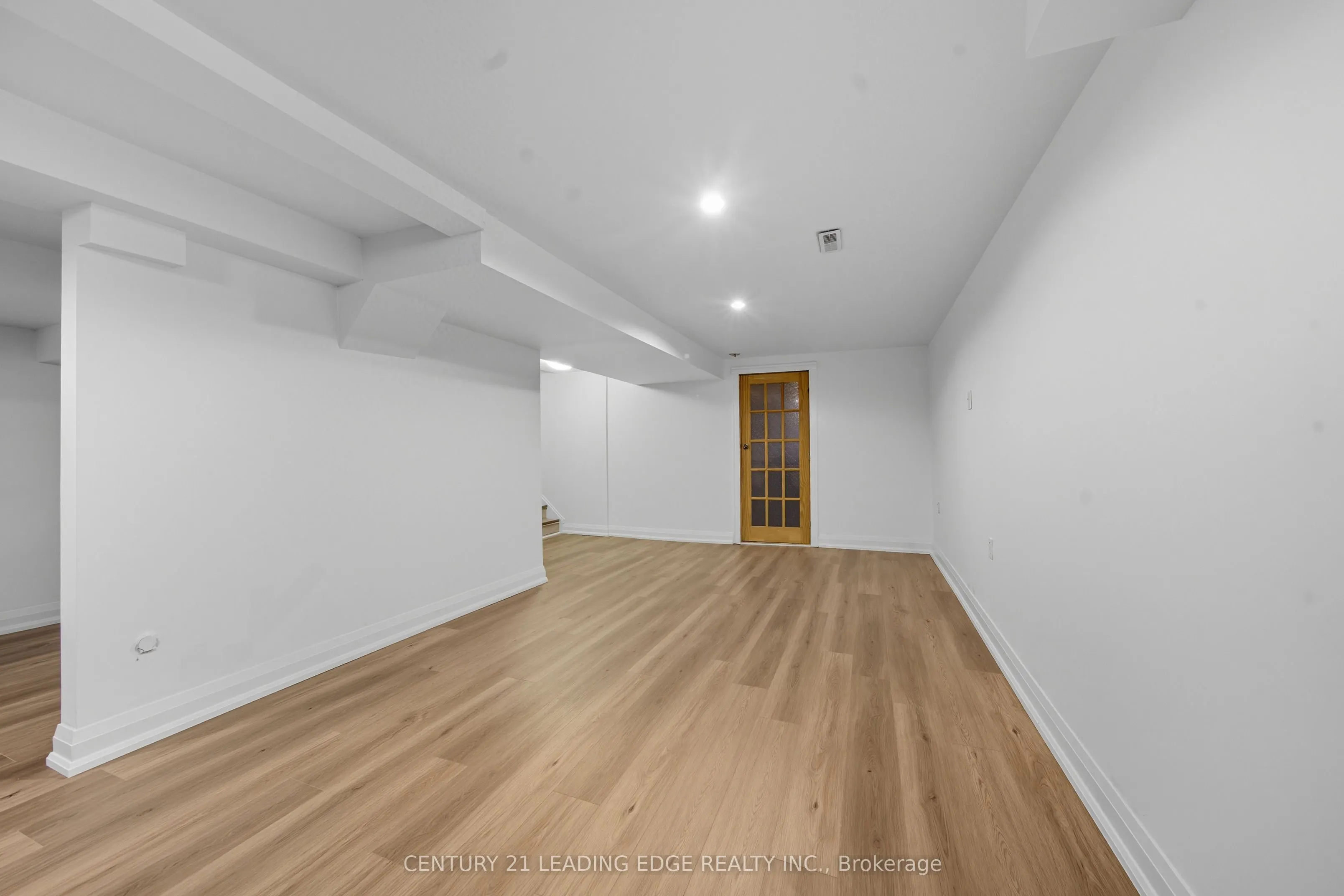 61 Scadding Avenue