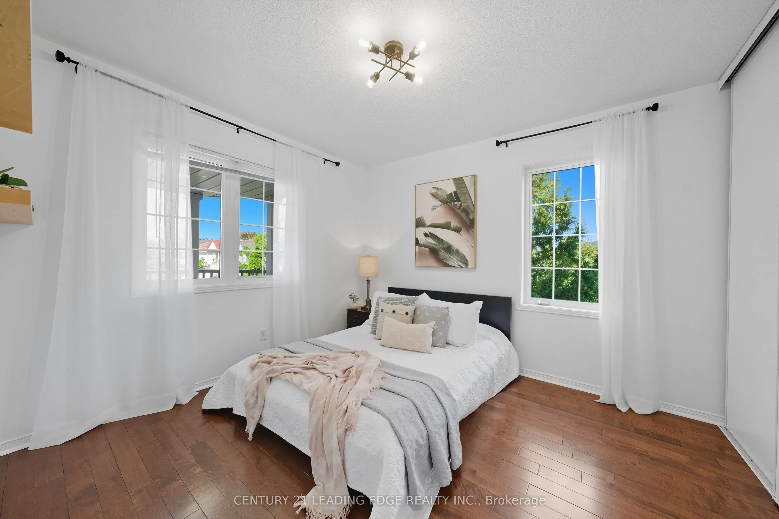 61 Scadding Avenue