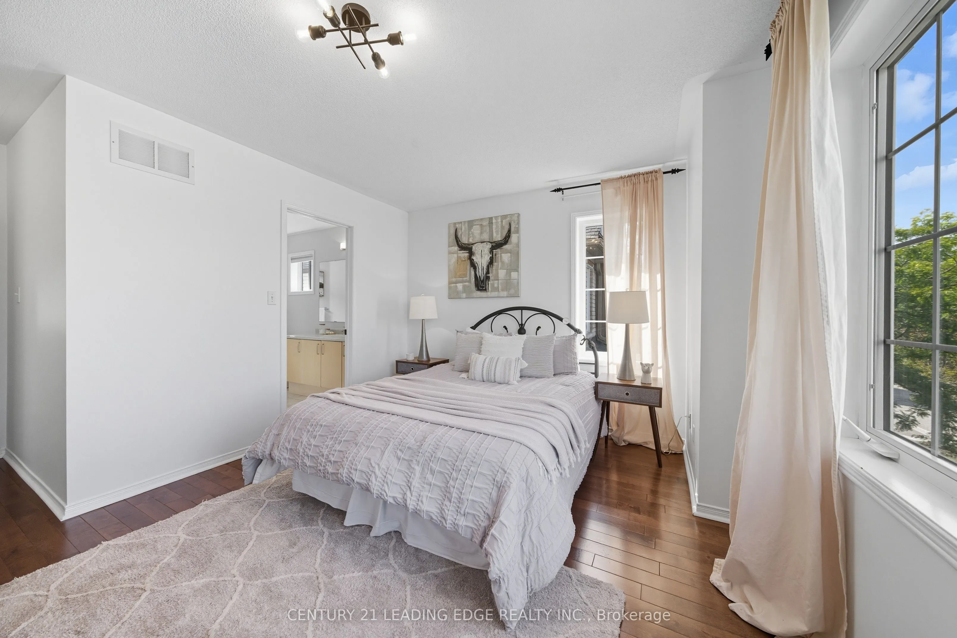 61 Scadding Avenue