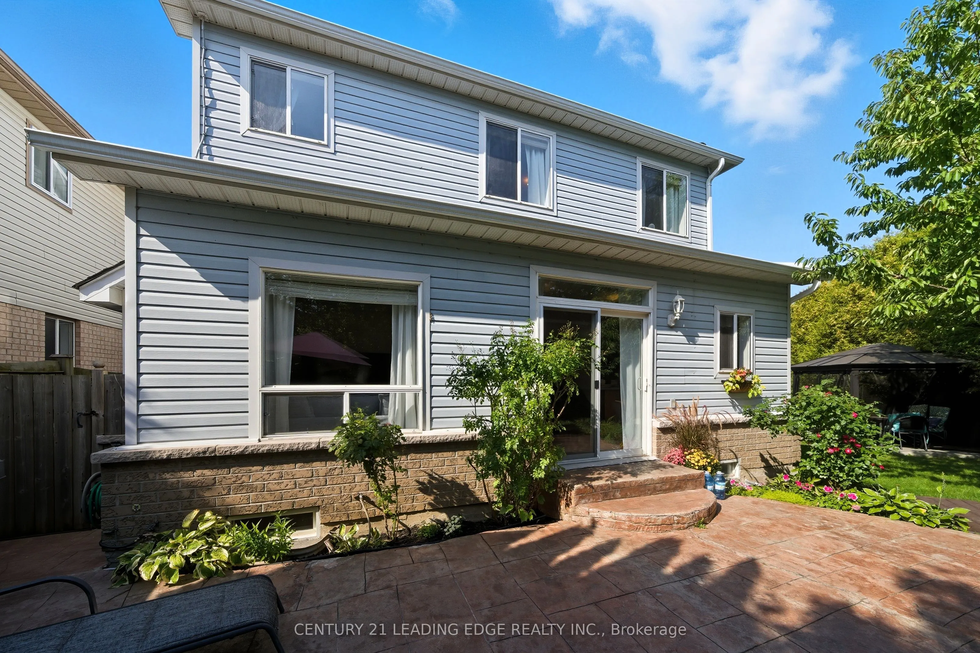 61 Scadding Avenue