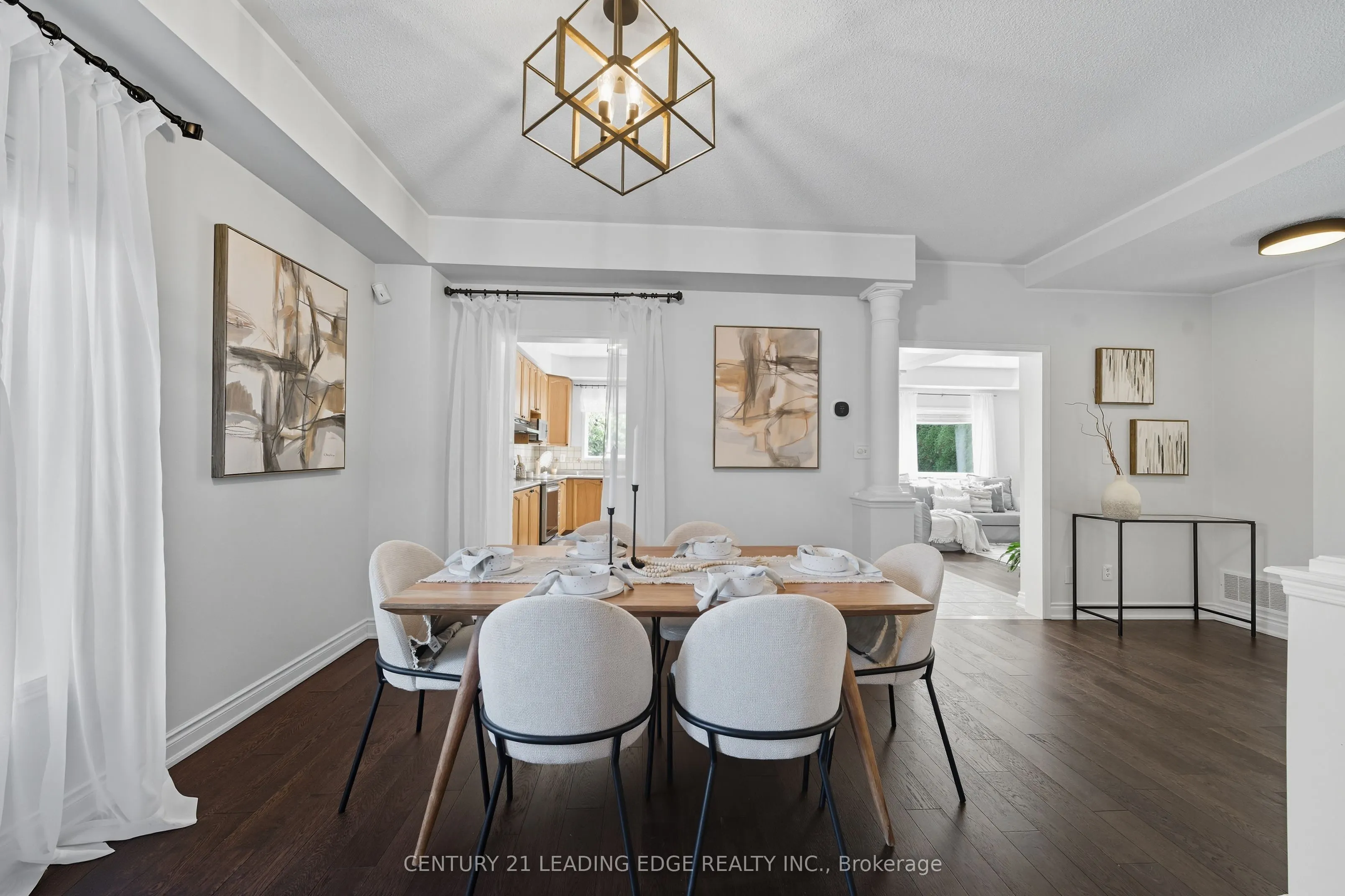 61 Scadding Avenue