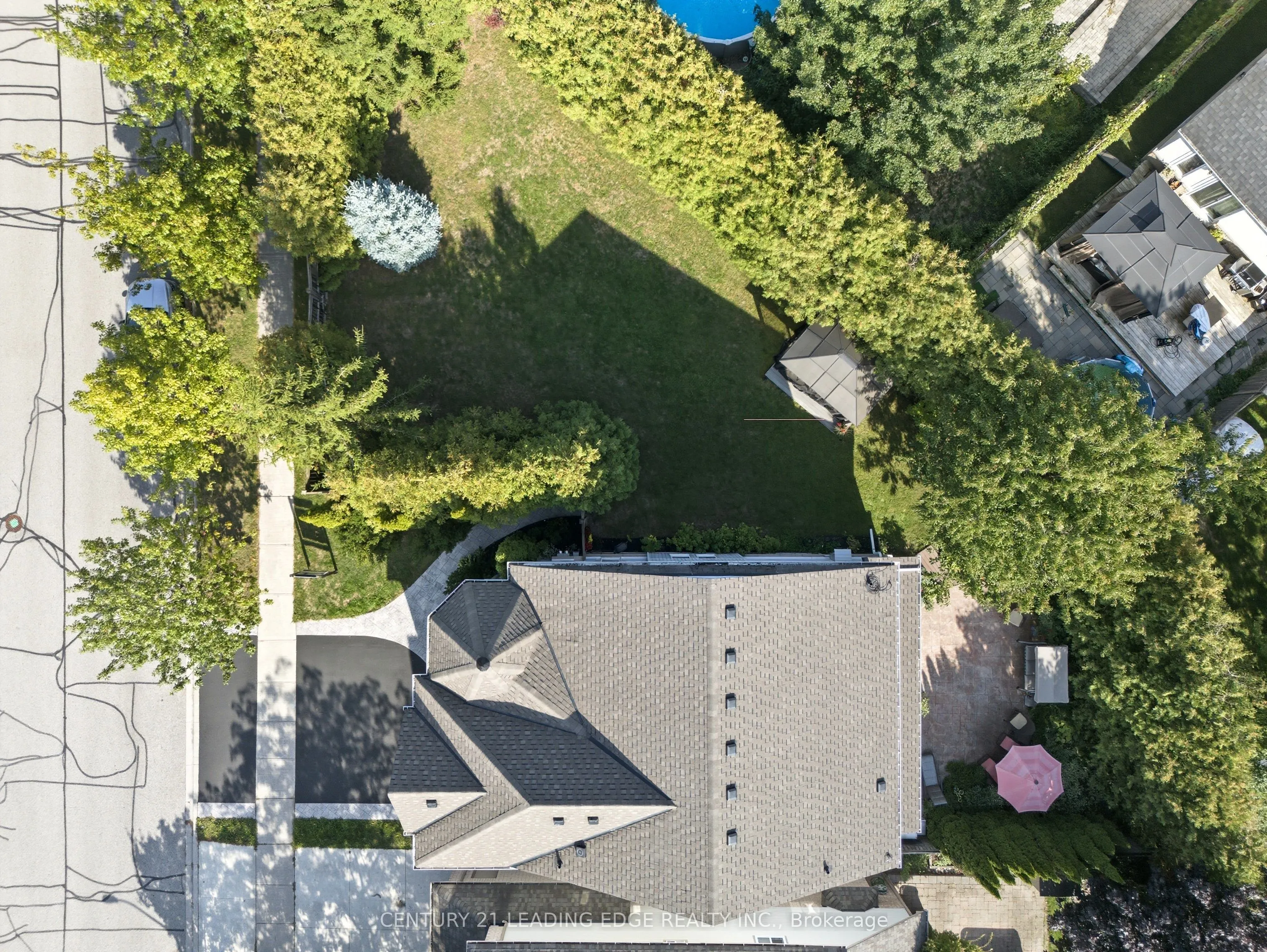 61 Scadding Avenue