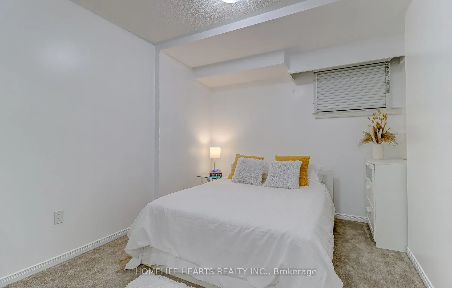 8825 Sheppard Avenue E, #106