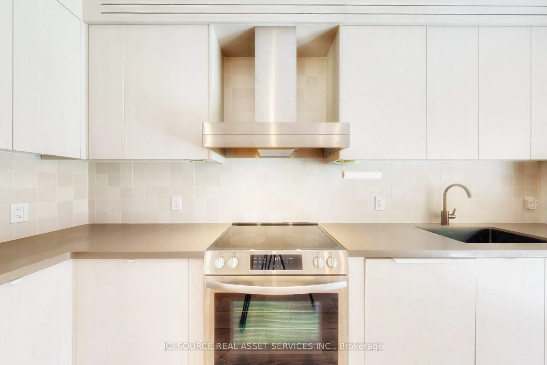22 Boulton Avenue, #Suite #1