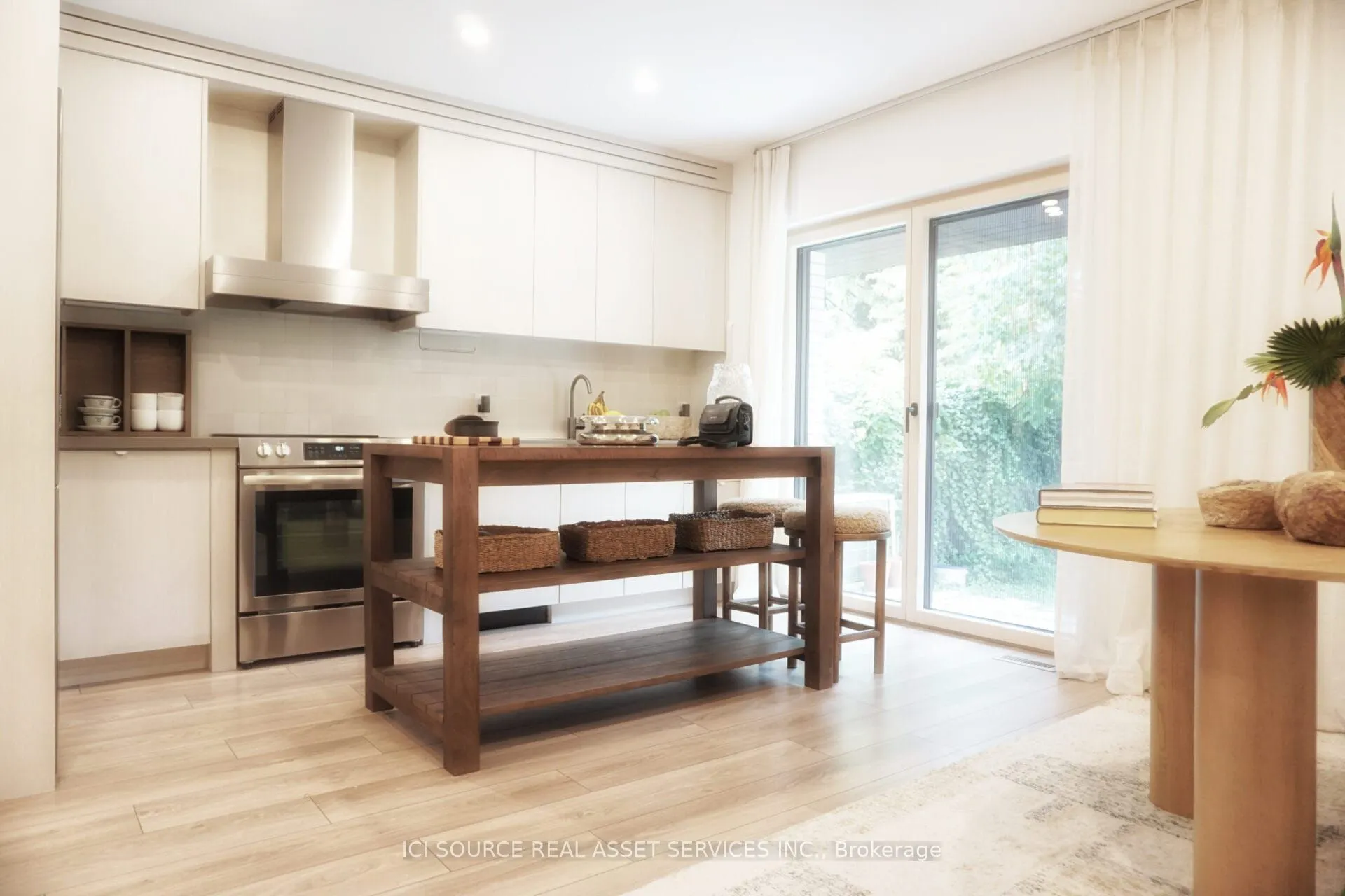 22 Boulton Avenue, #Suite #1