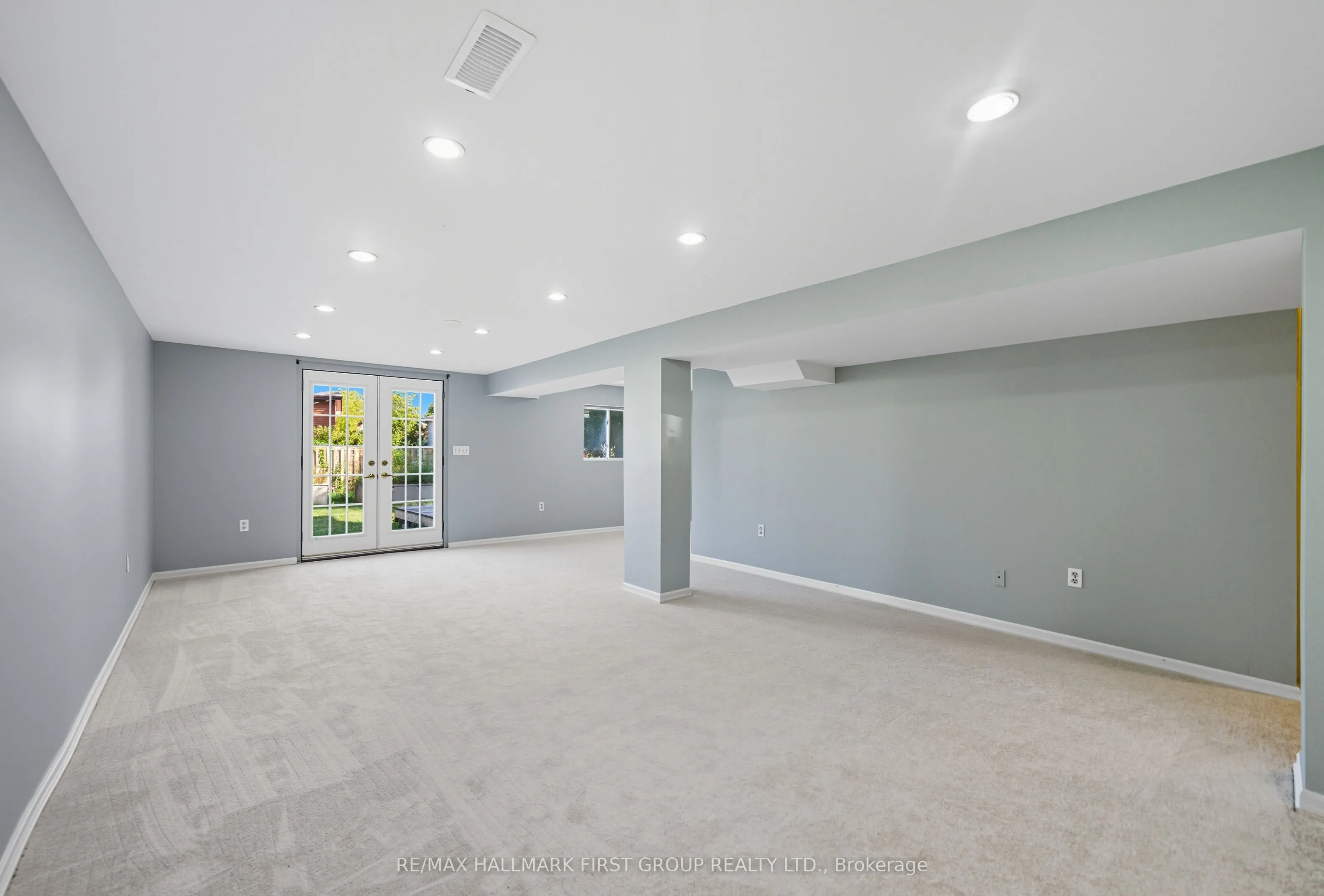 1425 Evangeline Drive
