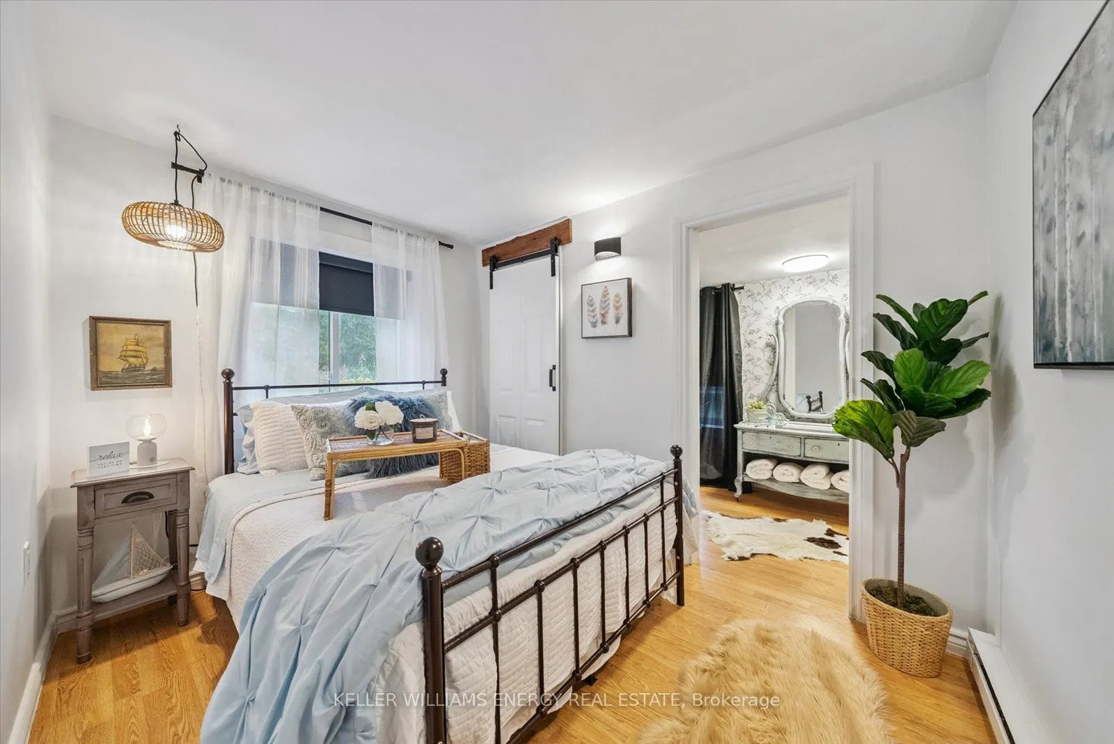 2 Boulton Street
