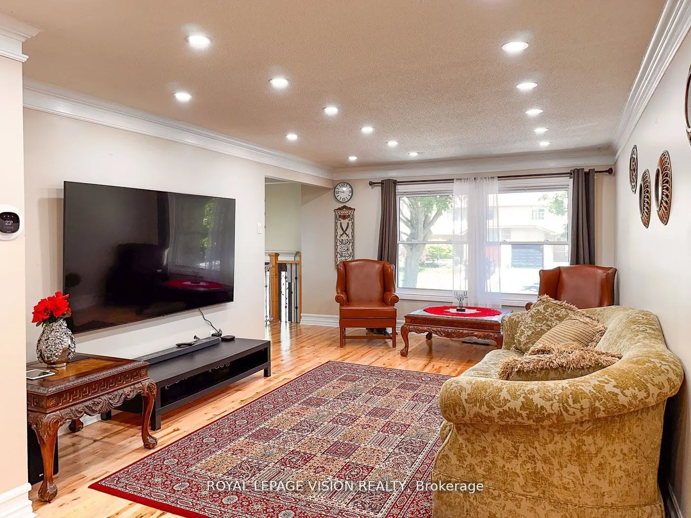 32 Goldring Drive