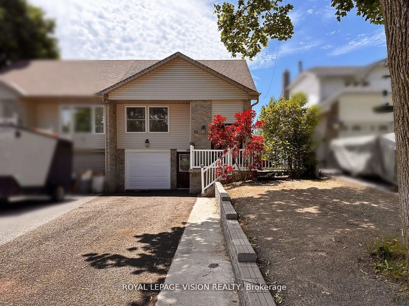 32 Goldring Drive