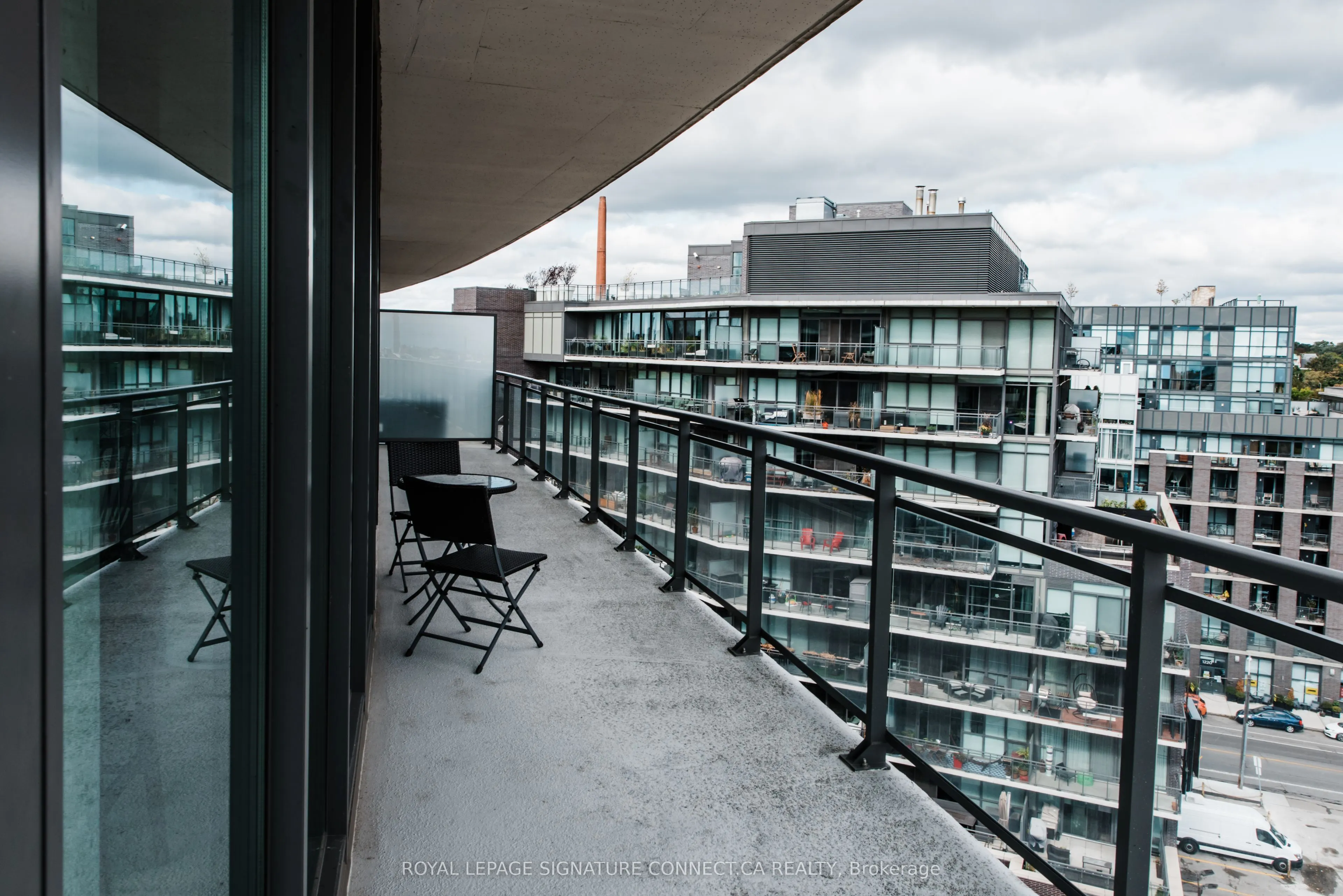 319 Carlaw Avenue, #1010