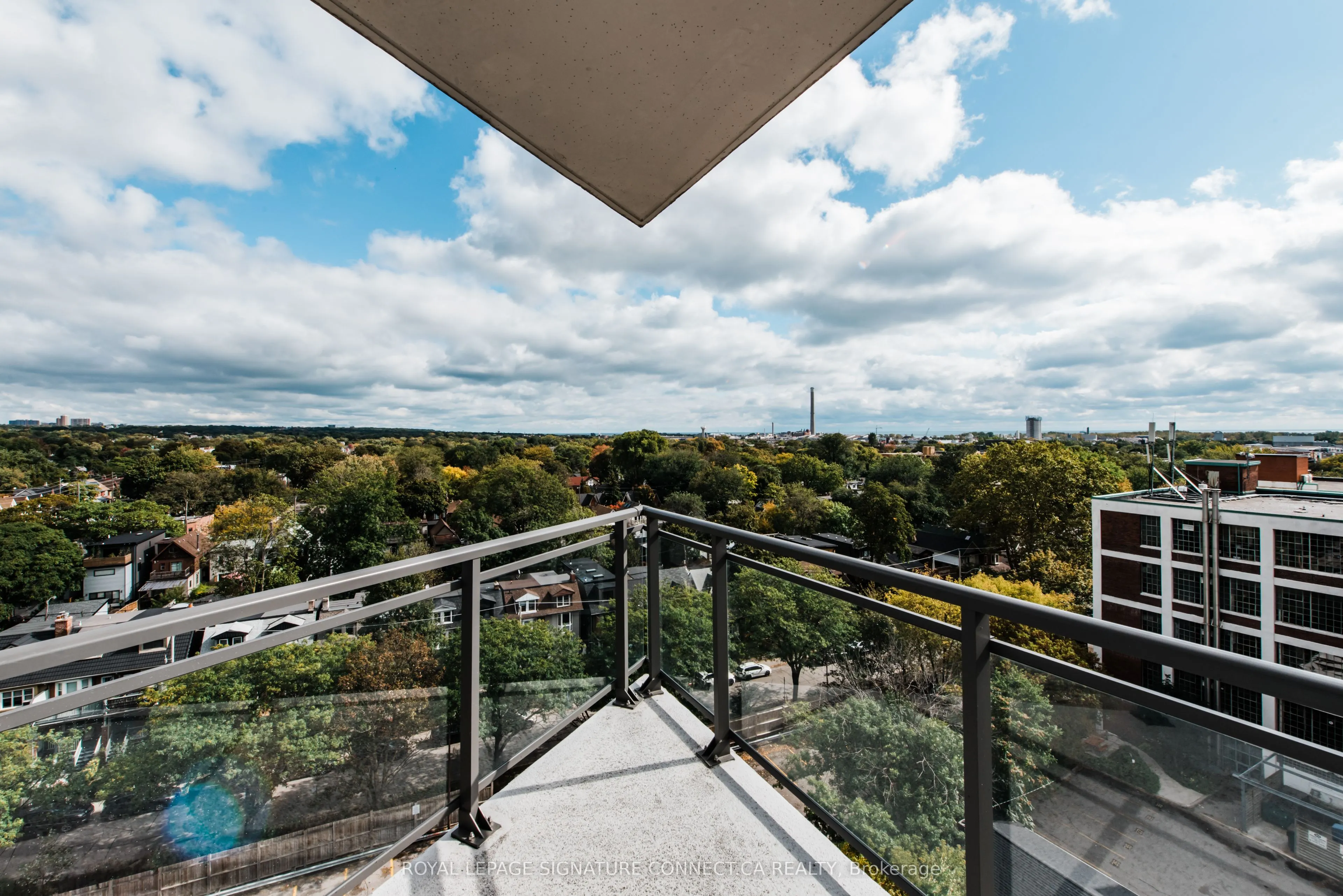 319 Carlaw Avenue, #1010