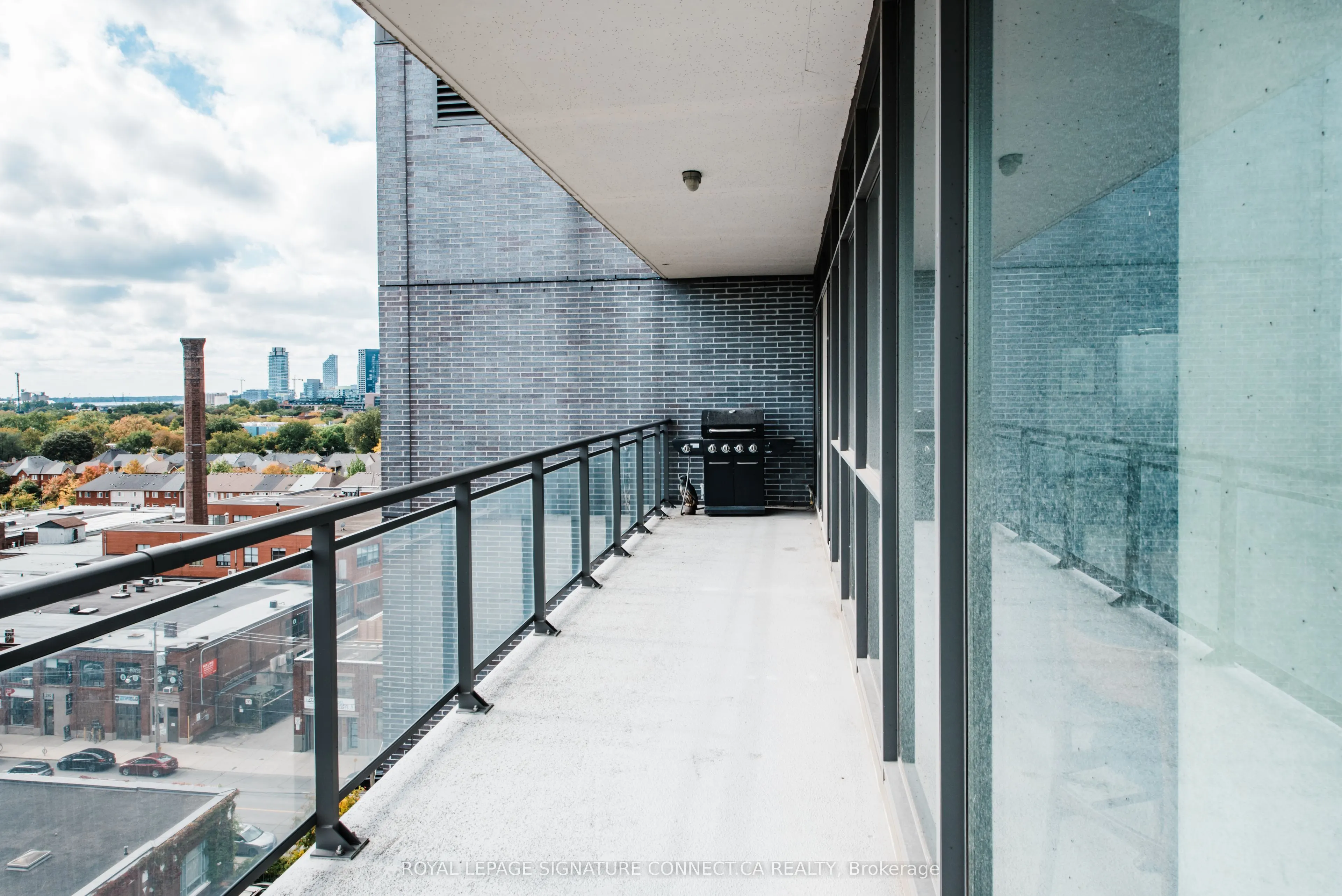 319 Carlaw Avenue, #1010