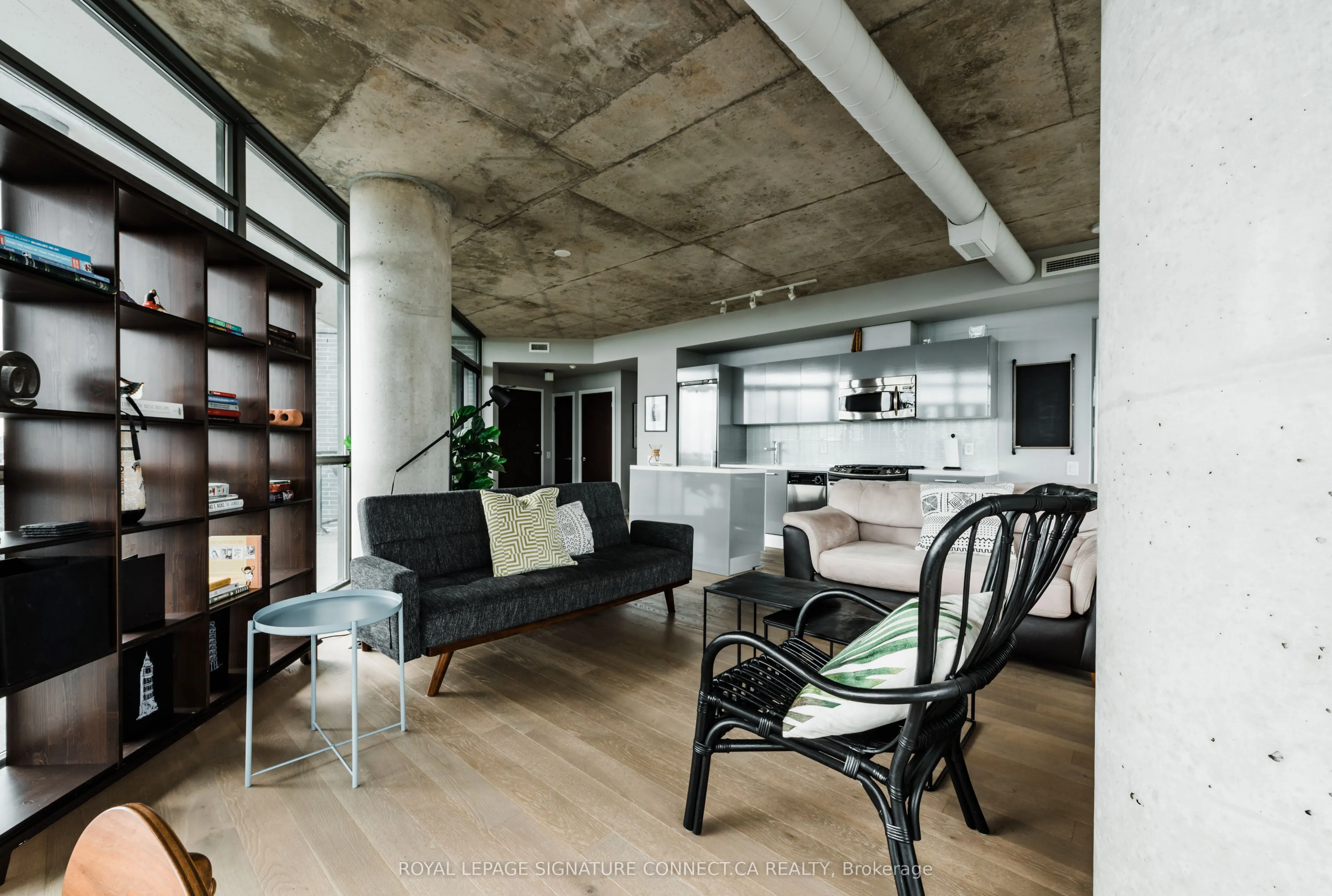 319 Carlaw Avenue, #1010