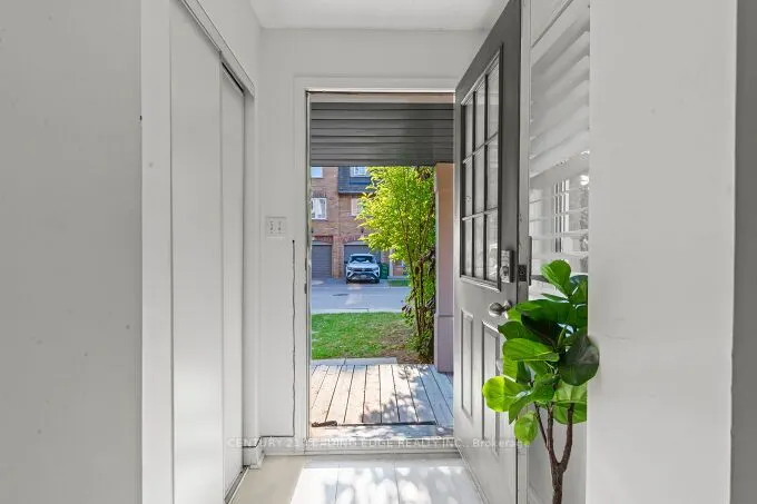 6400 Lawrence Avenue E, #15