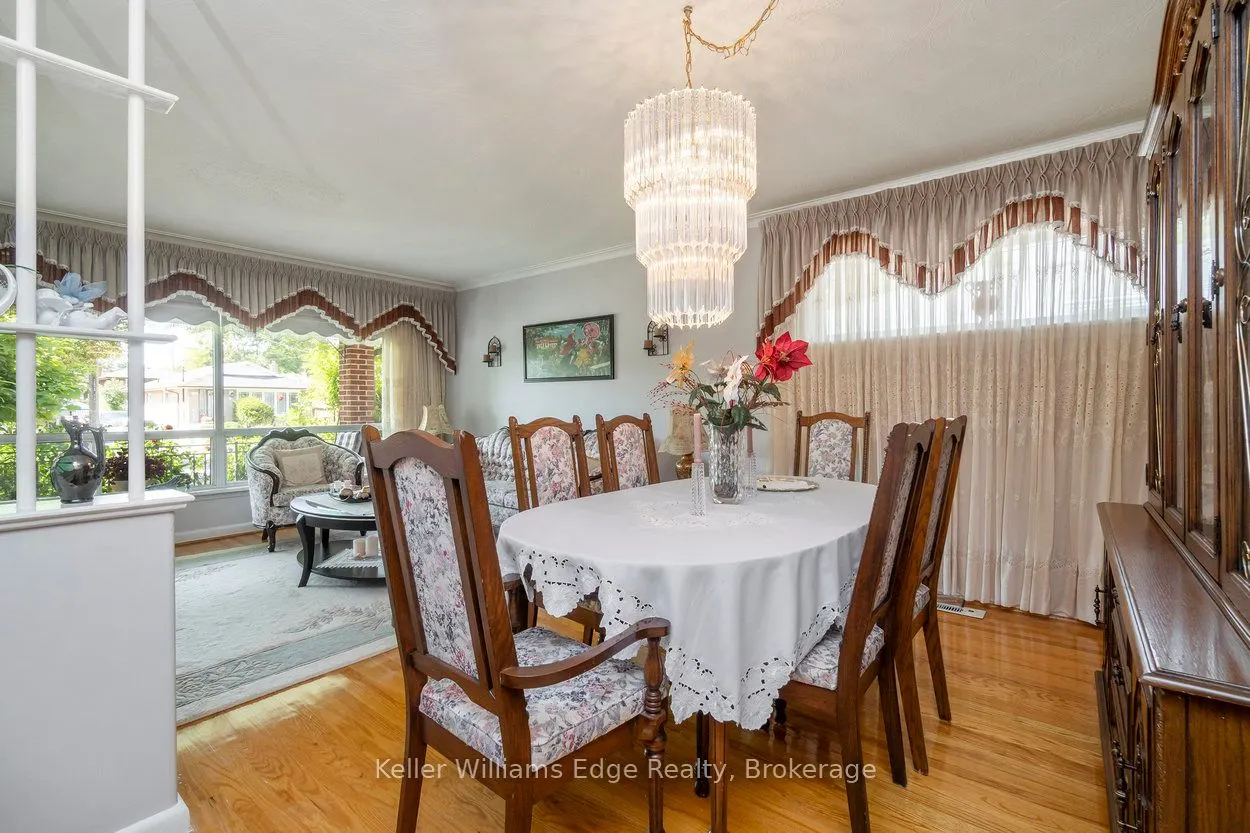 11 Calumet Crescent