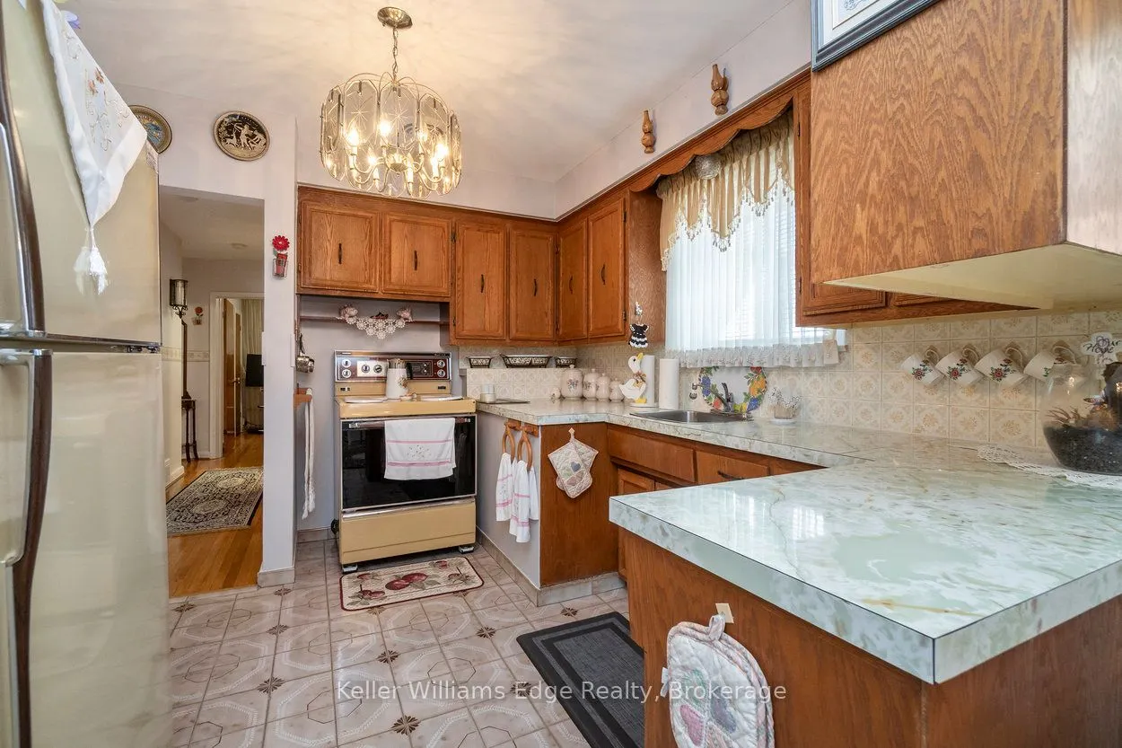 11 Calumet Crescent