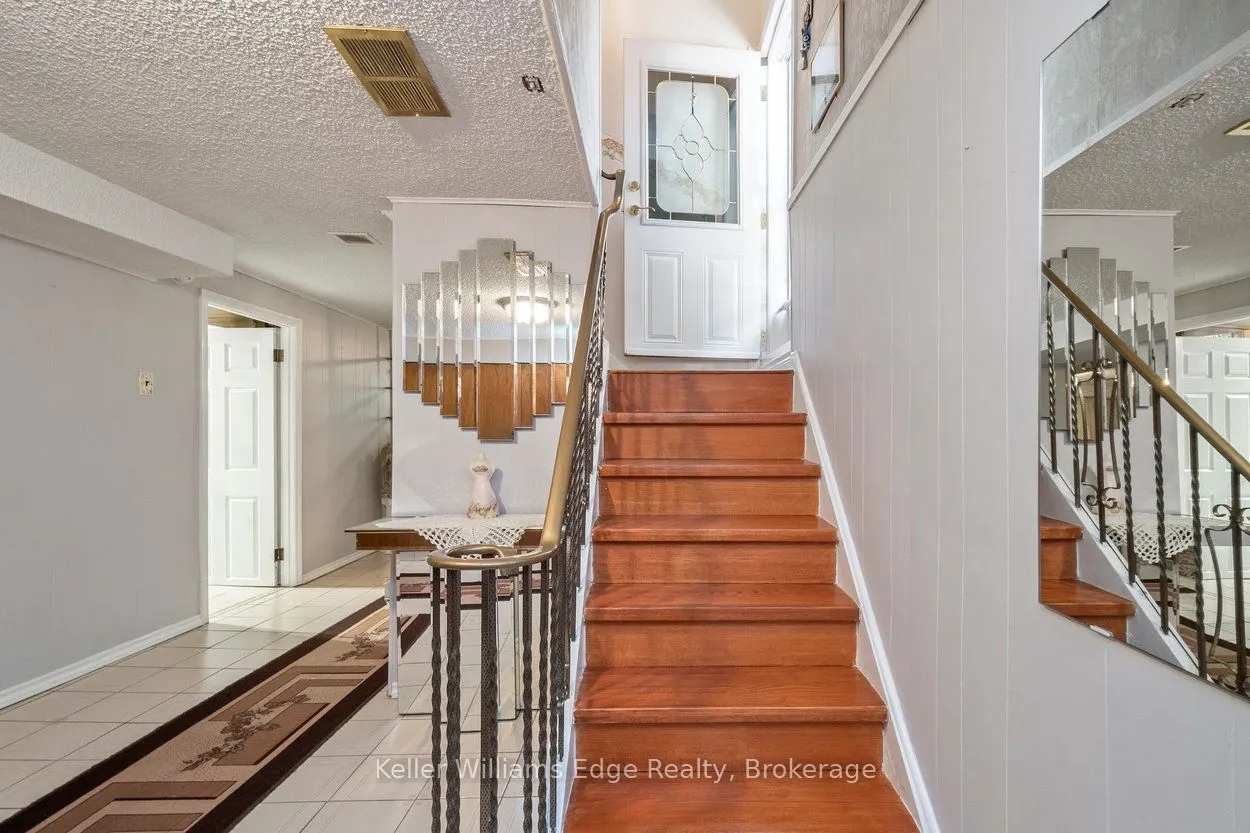 11 Calumet Crescent