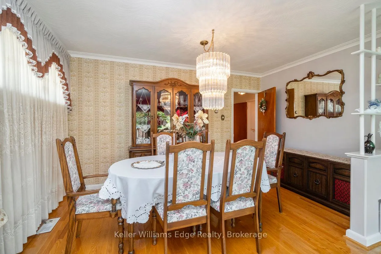 11 Calumet Crescent