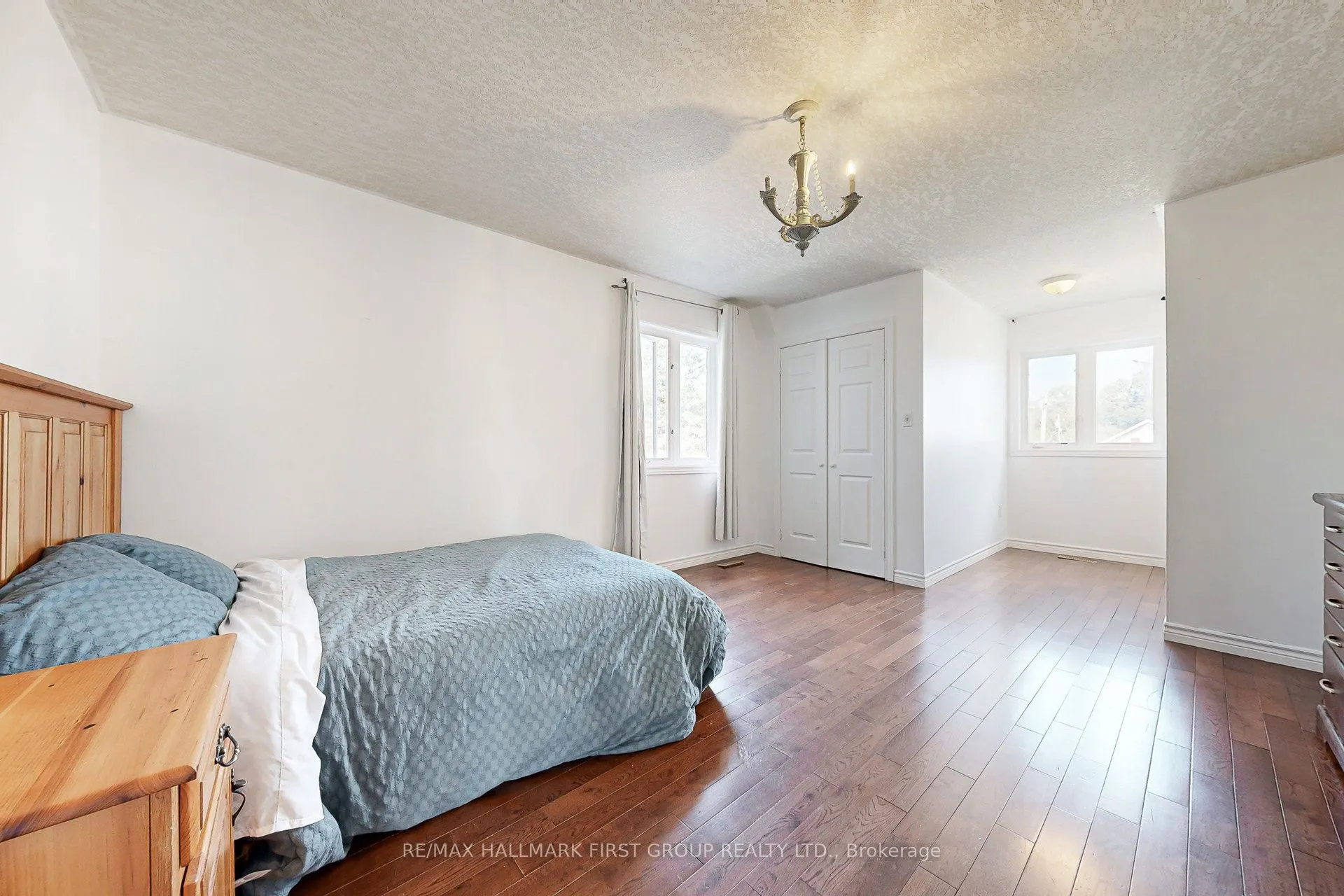 8063 King Street