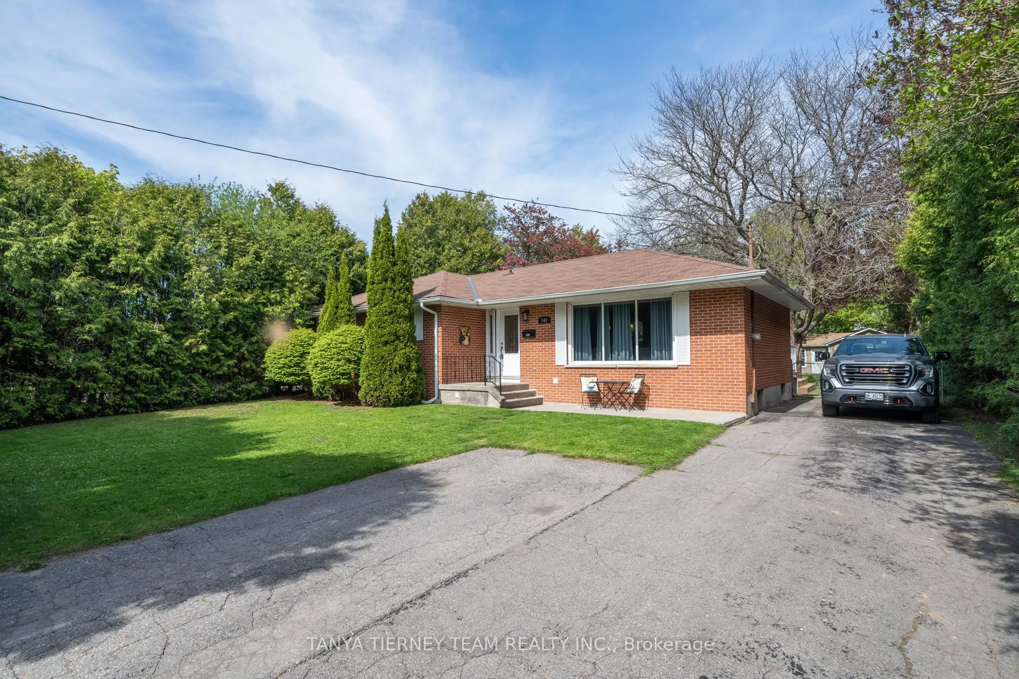 243 Garrard Road