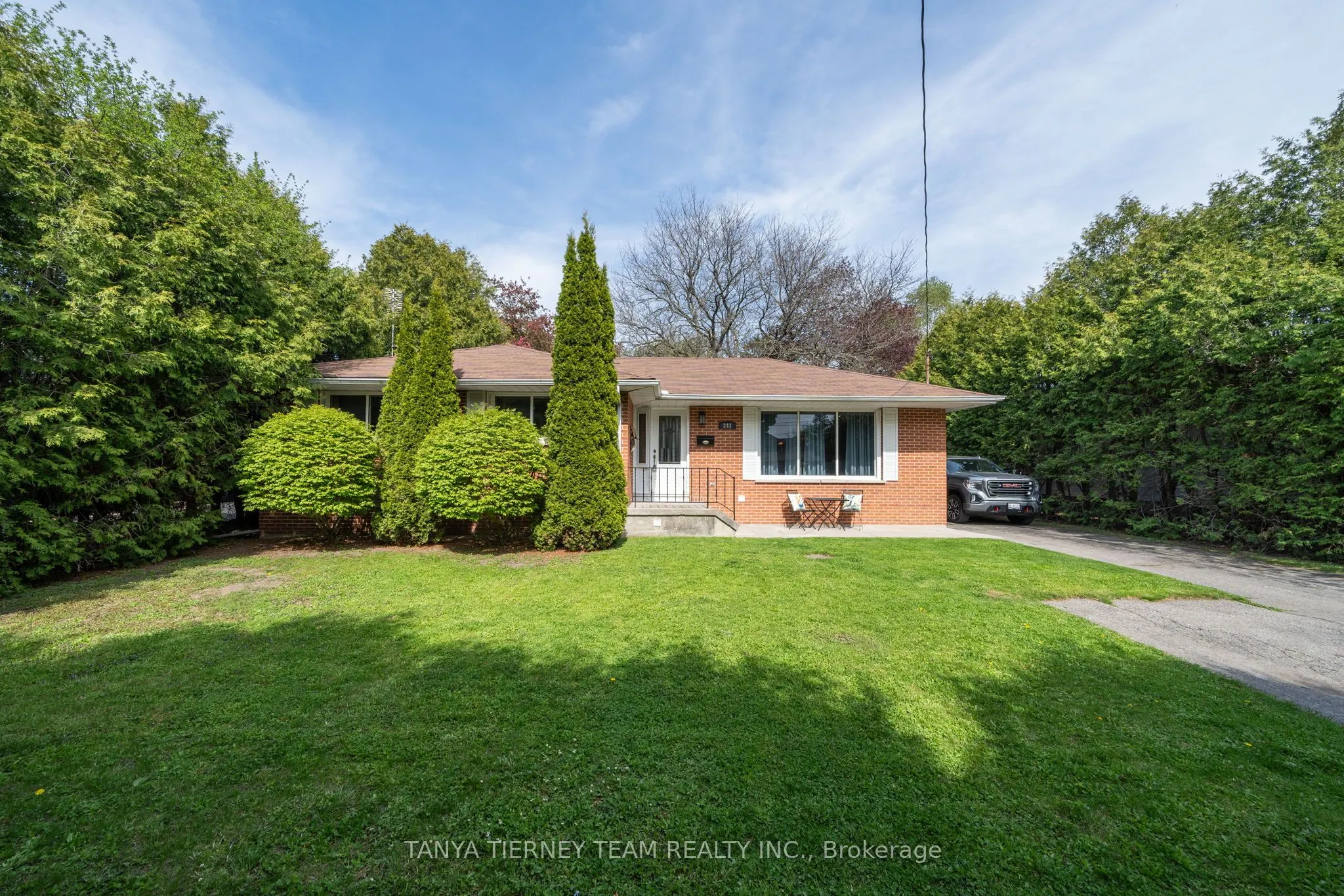 243 Garrard Road