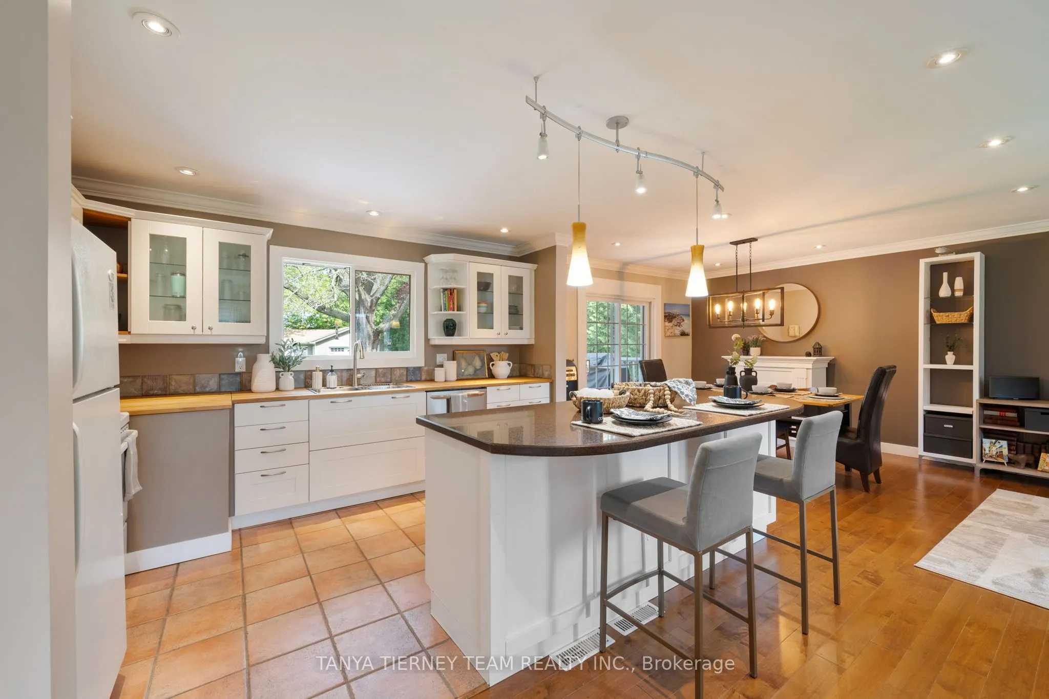 243 Garrard Road