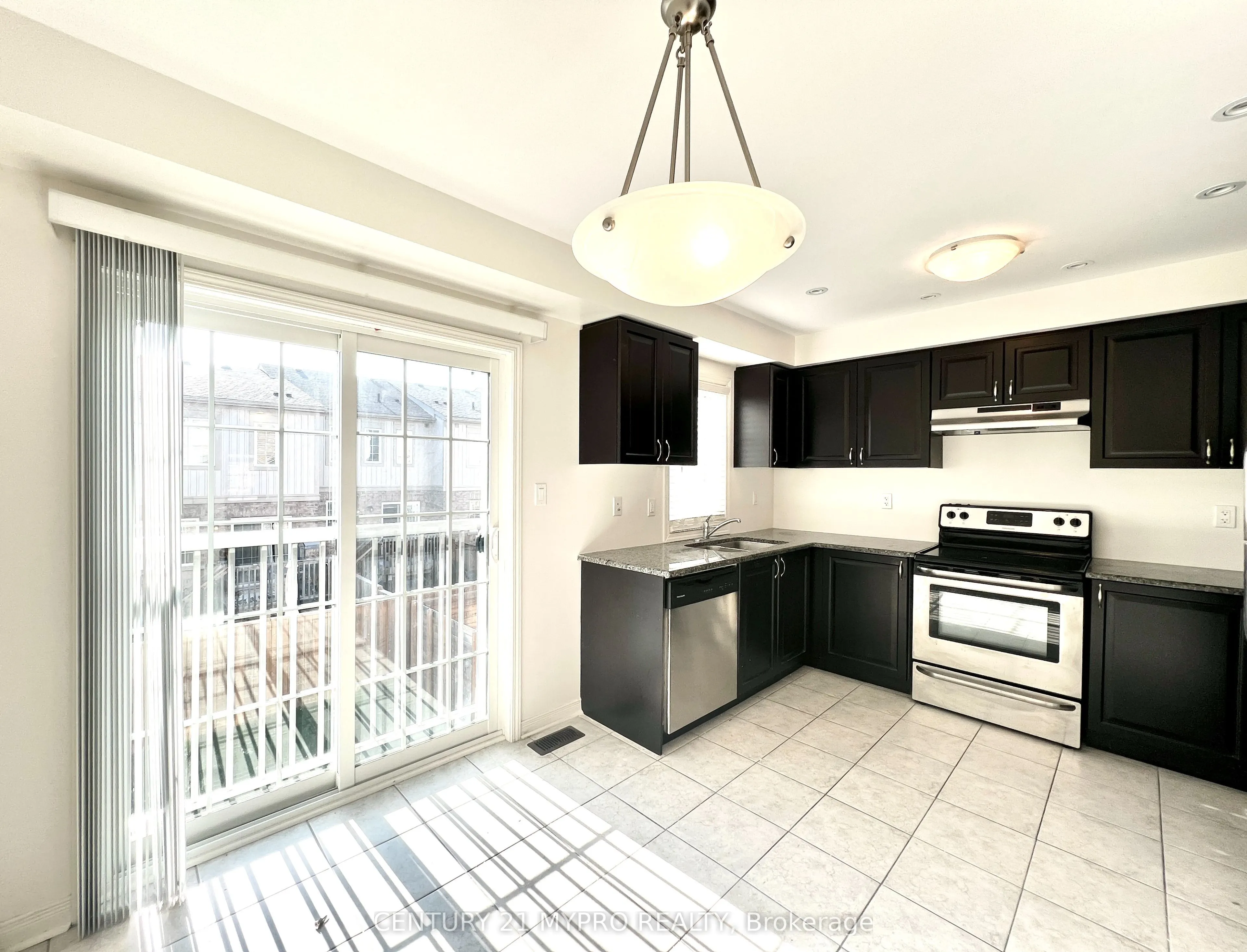 10 Magpie Way