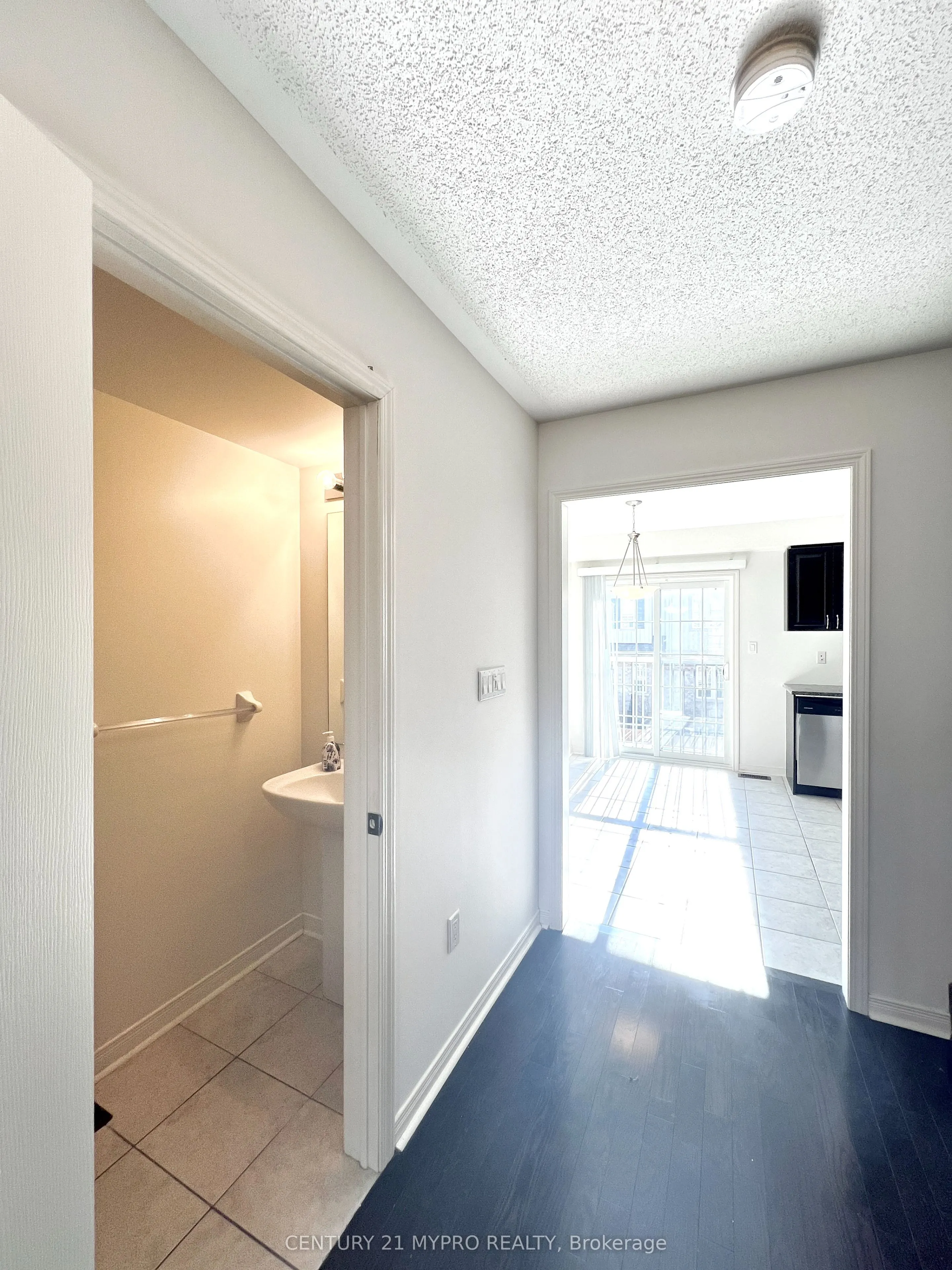 10 Magpie Way