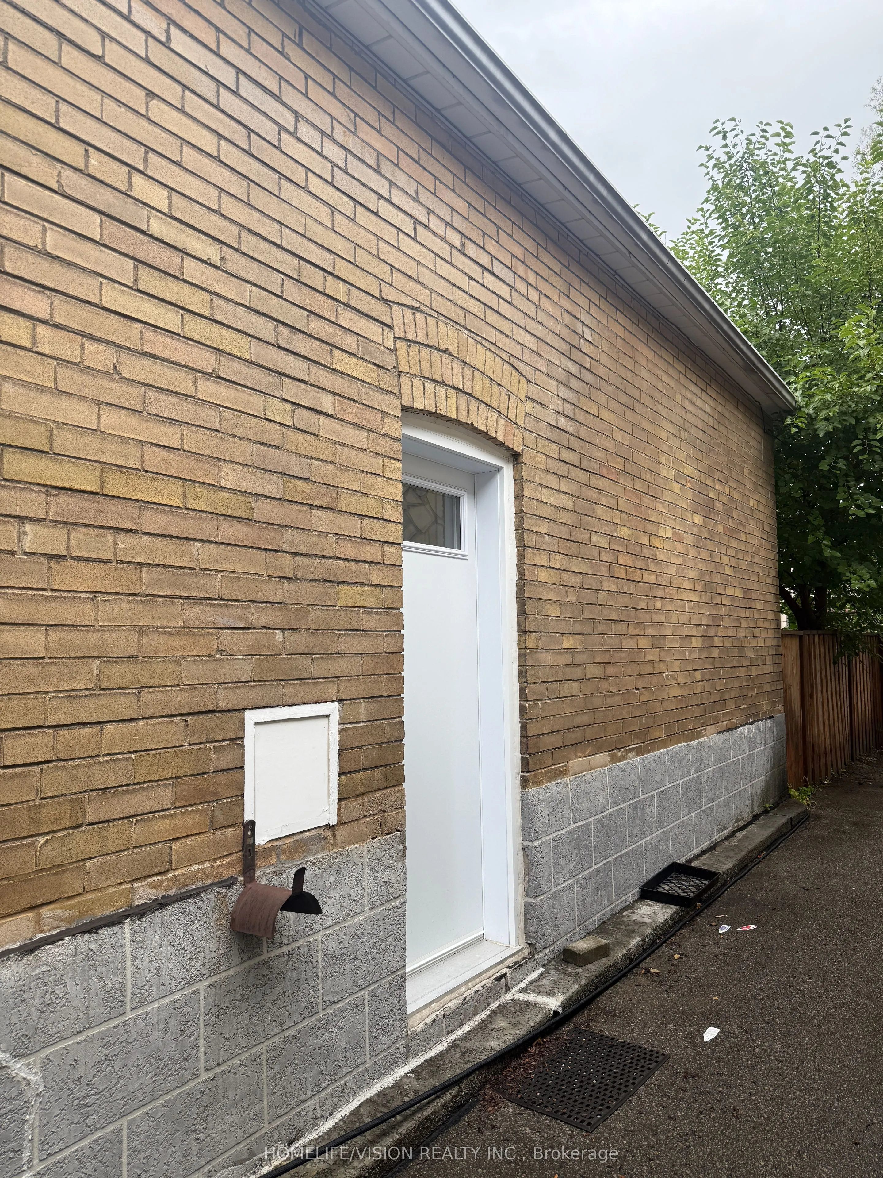 37 Wolverton Avenue