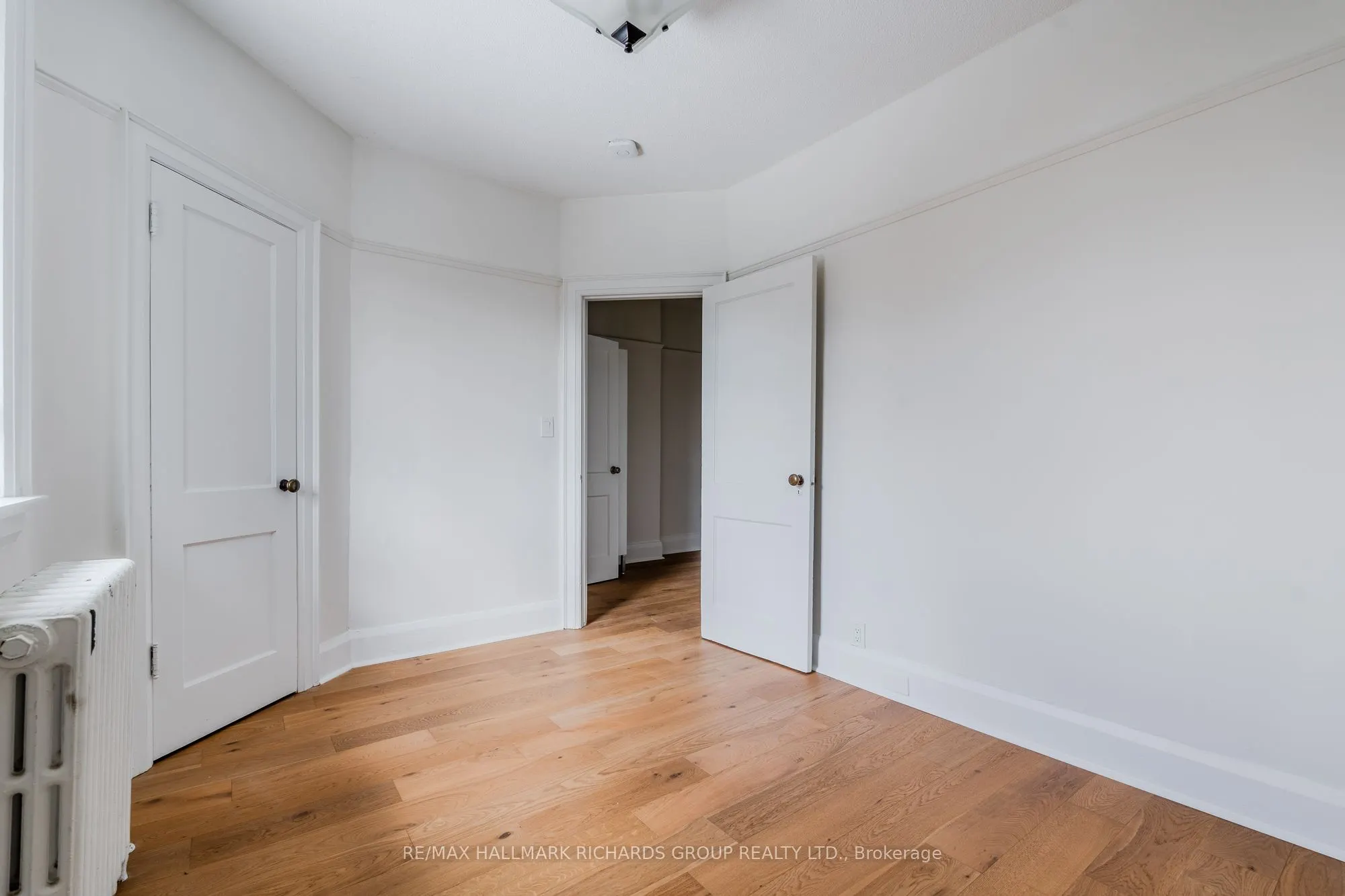 82 Wineva Avenue, #Upper