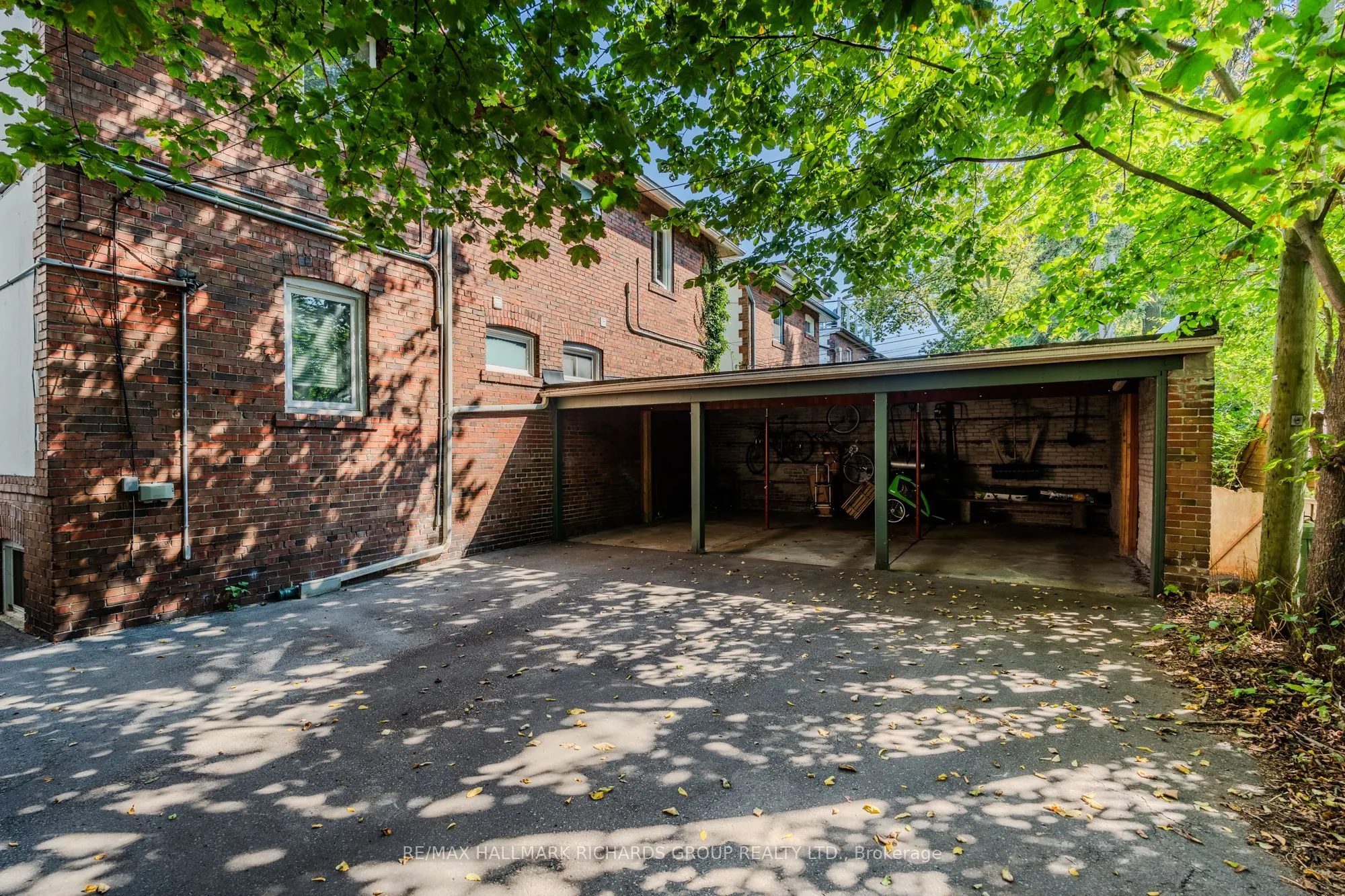 82 Wineva Avenue, #Upper