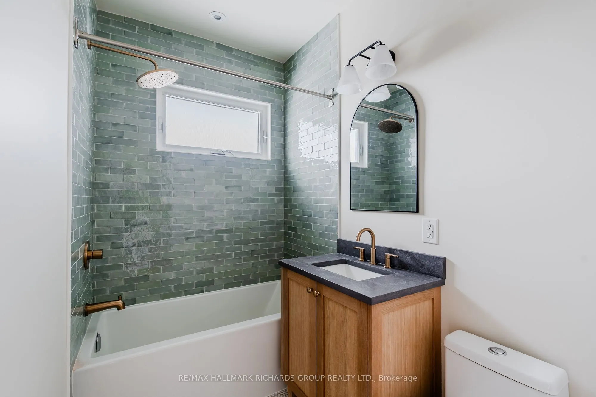 82 Wineva Avenue, #Upper