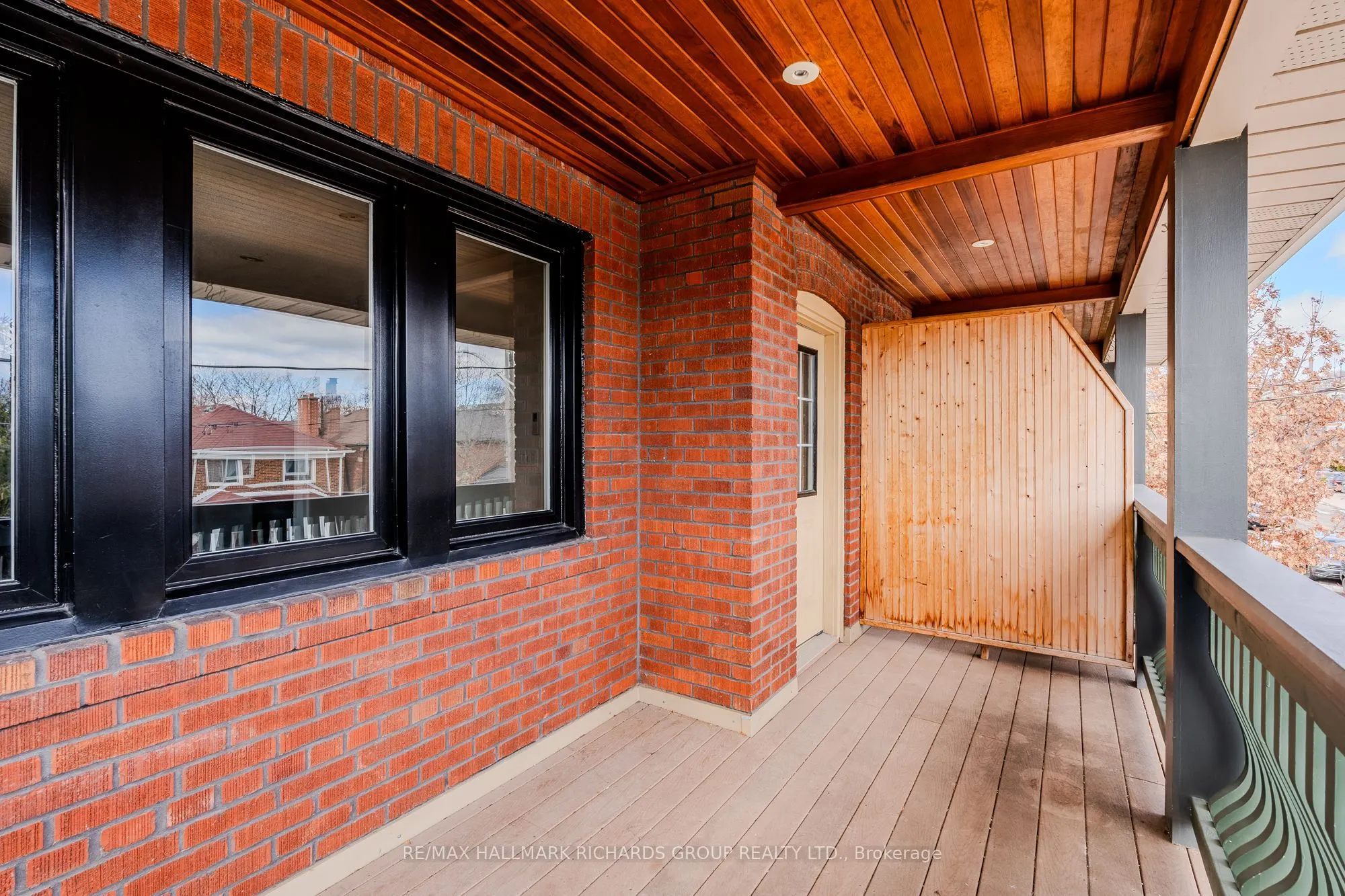 82 Wineva Avenue, #Upper