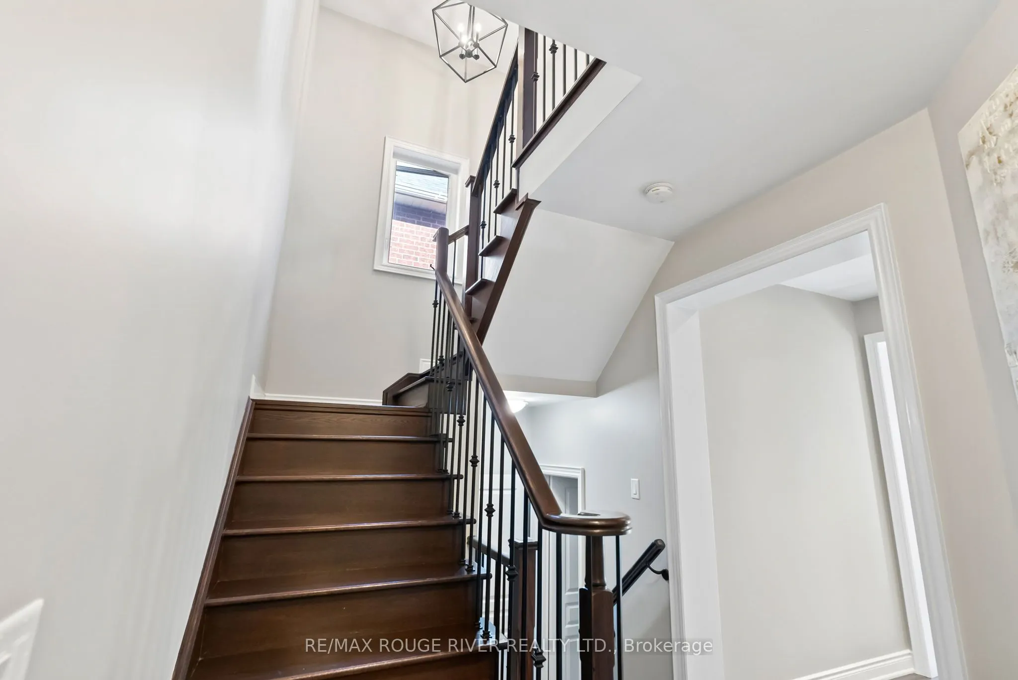 34 Endeavour Court