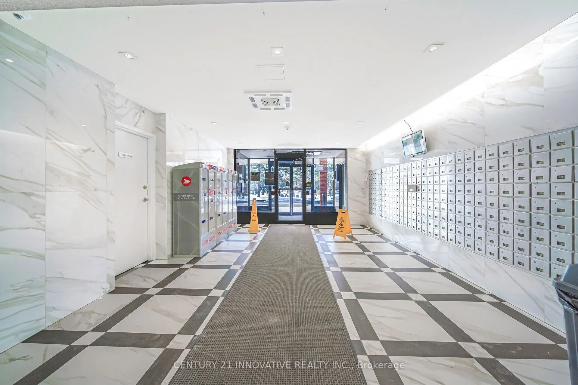 100 Wingarden Court, #913