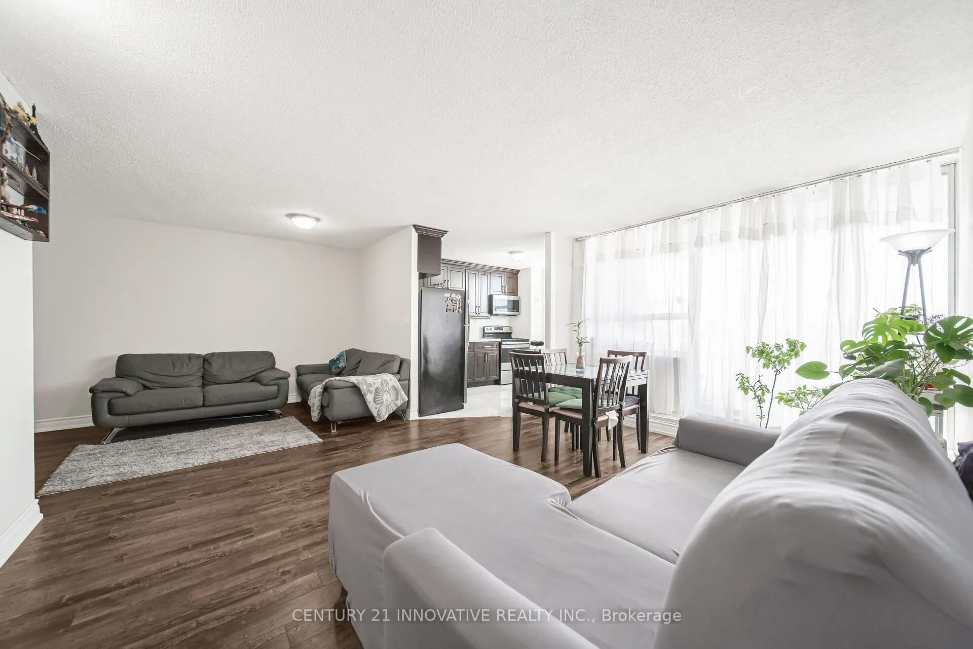 100 Wingarden Court, #913