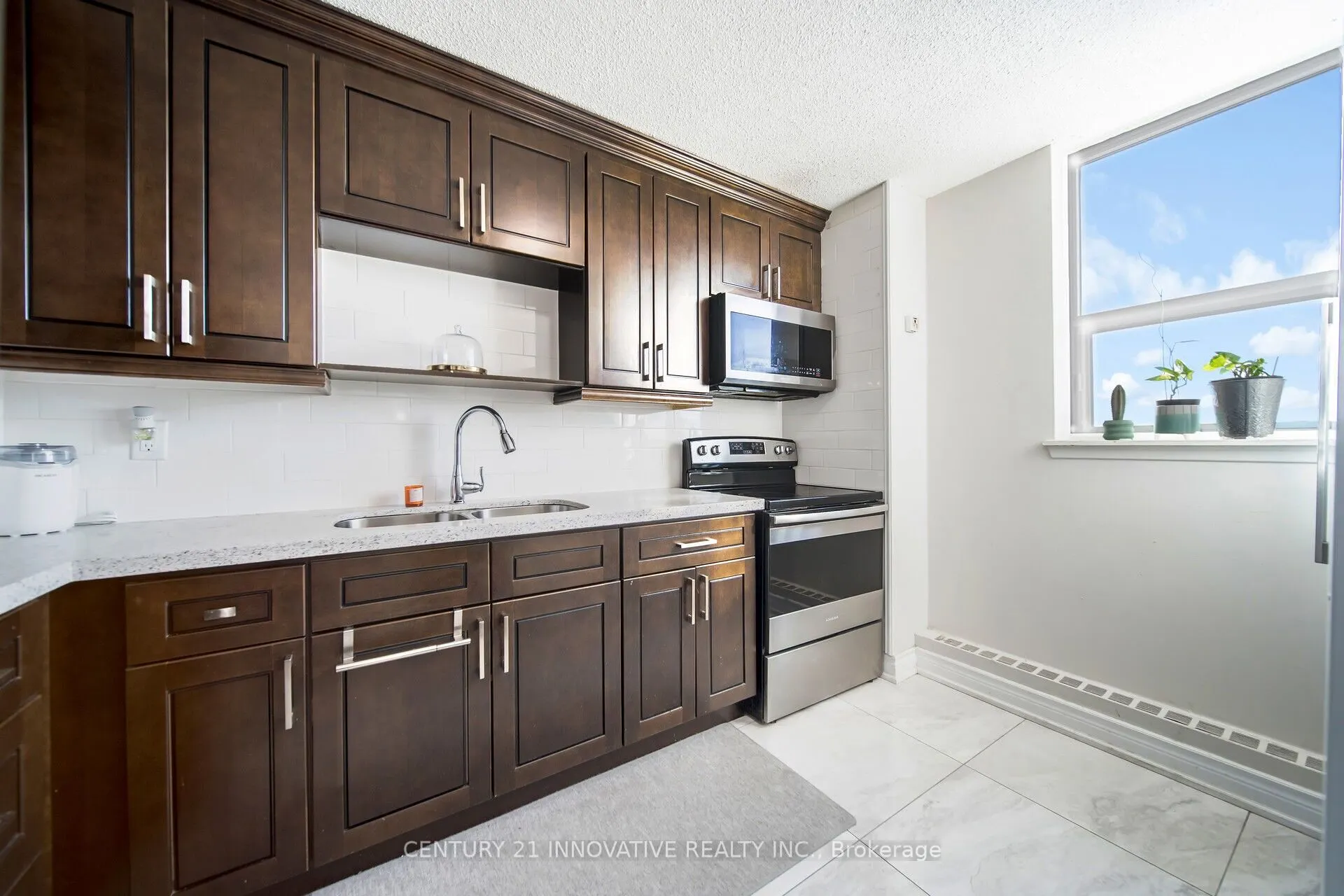 100 Wingarden Court, #913