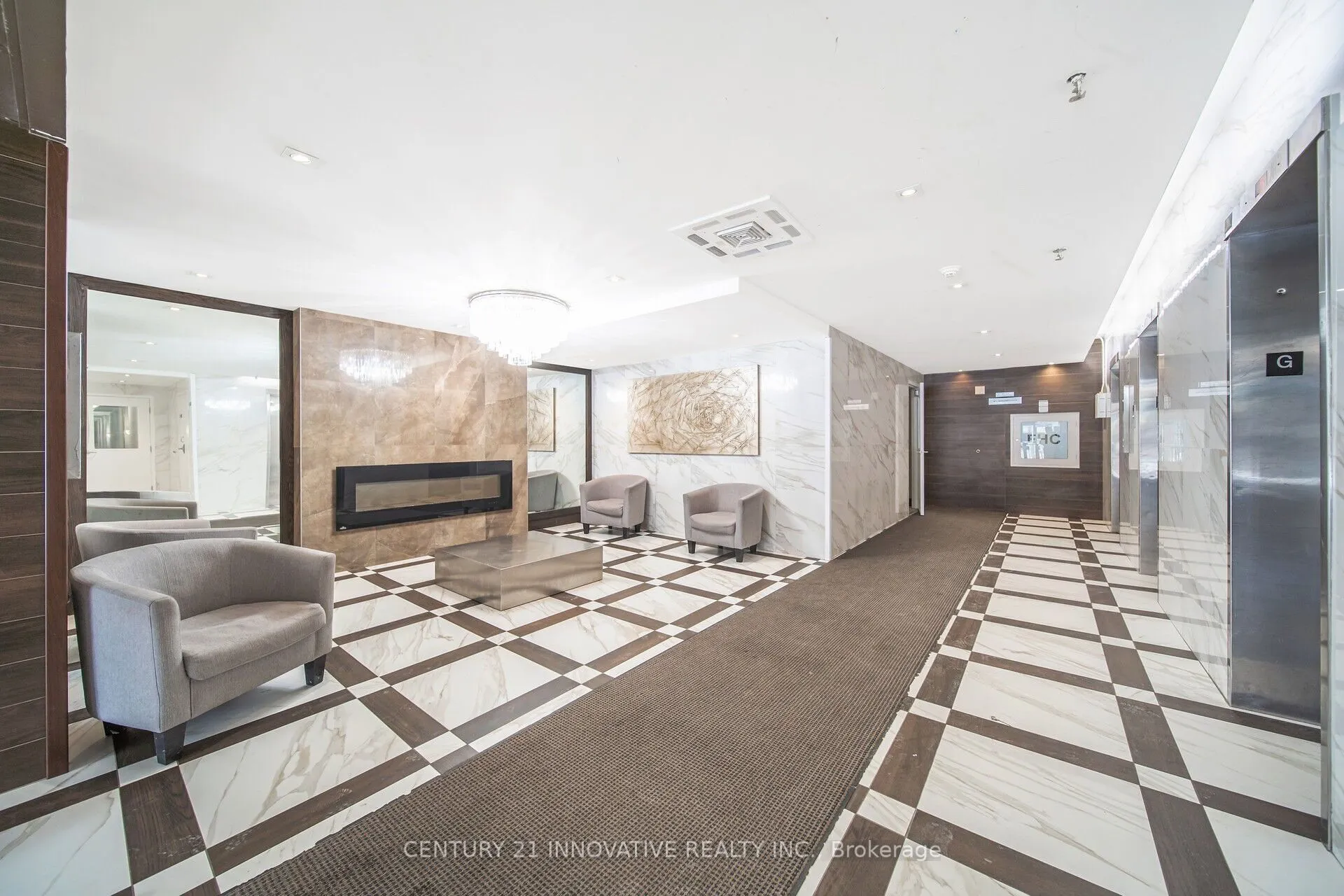 100 Wingarden Court, #913