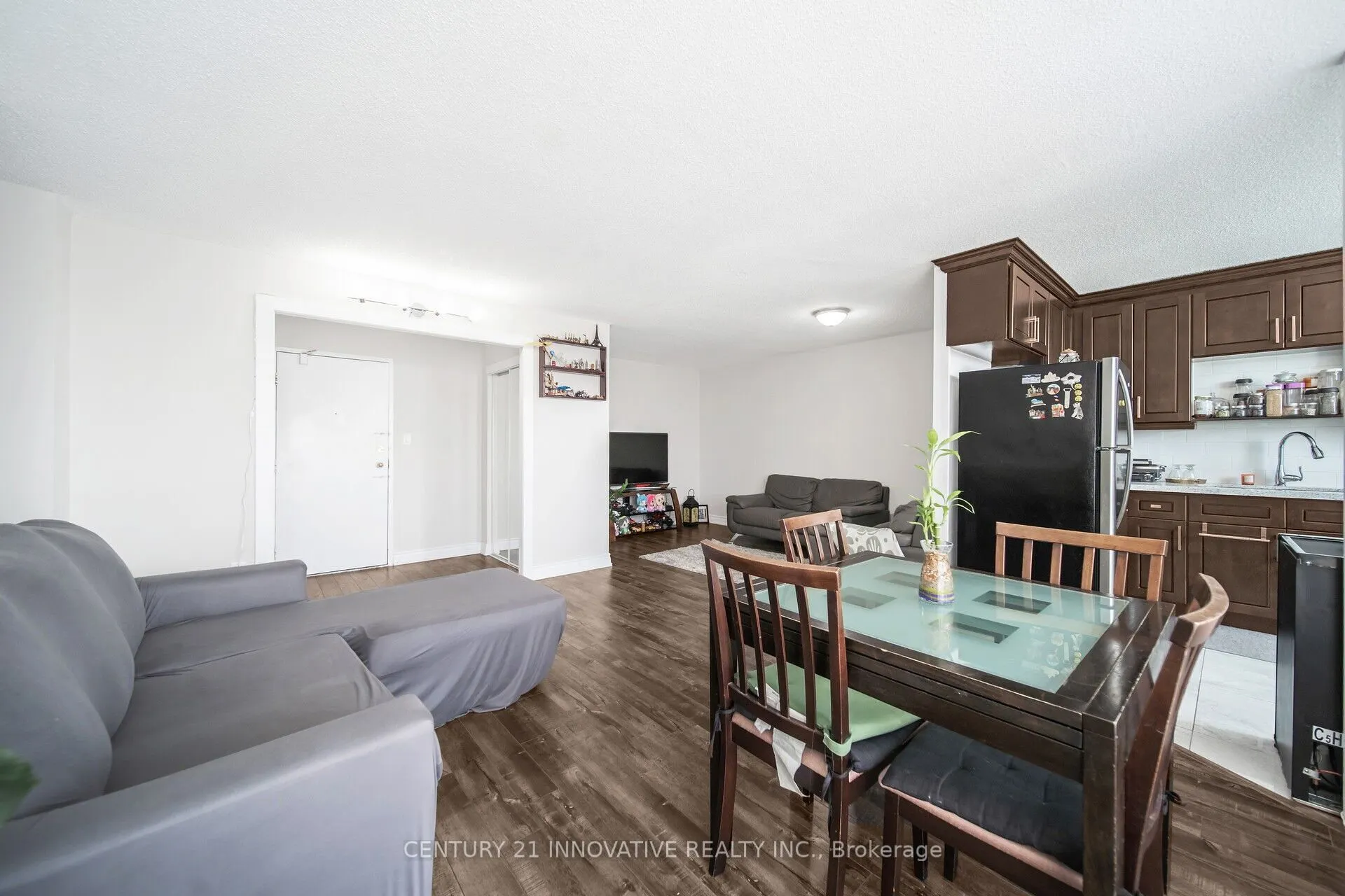 100 Wingarden Court, #913
