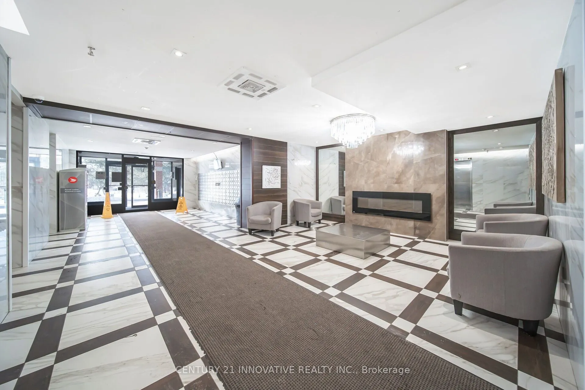 100 Wingarden Court, #913