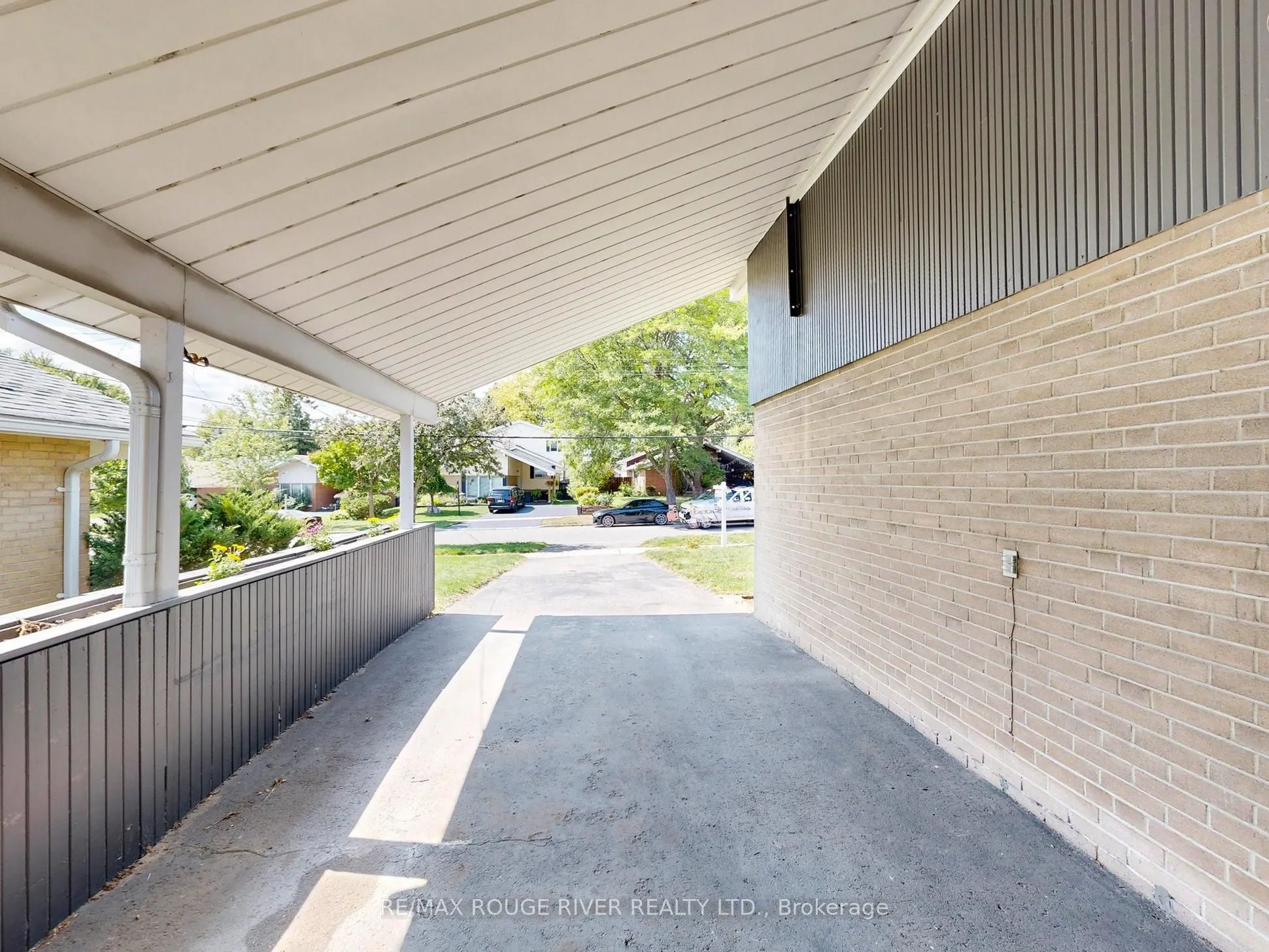 101 Oakley Boulevard