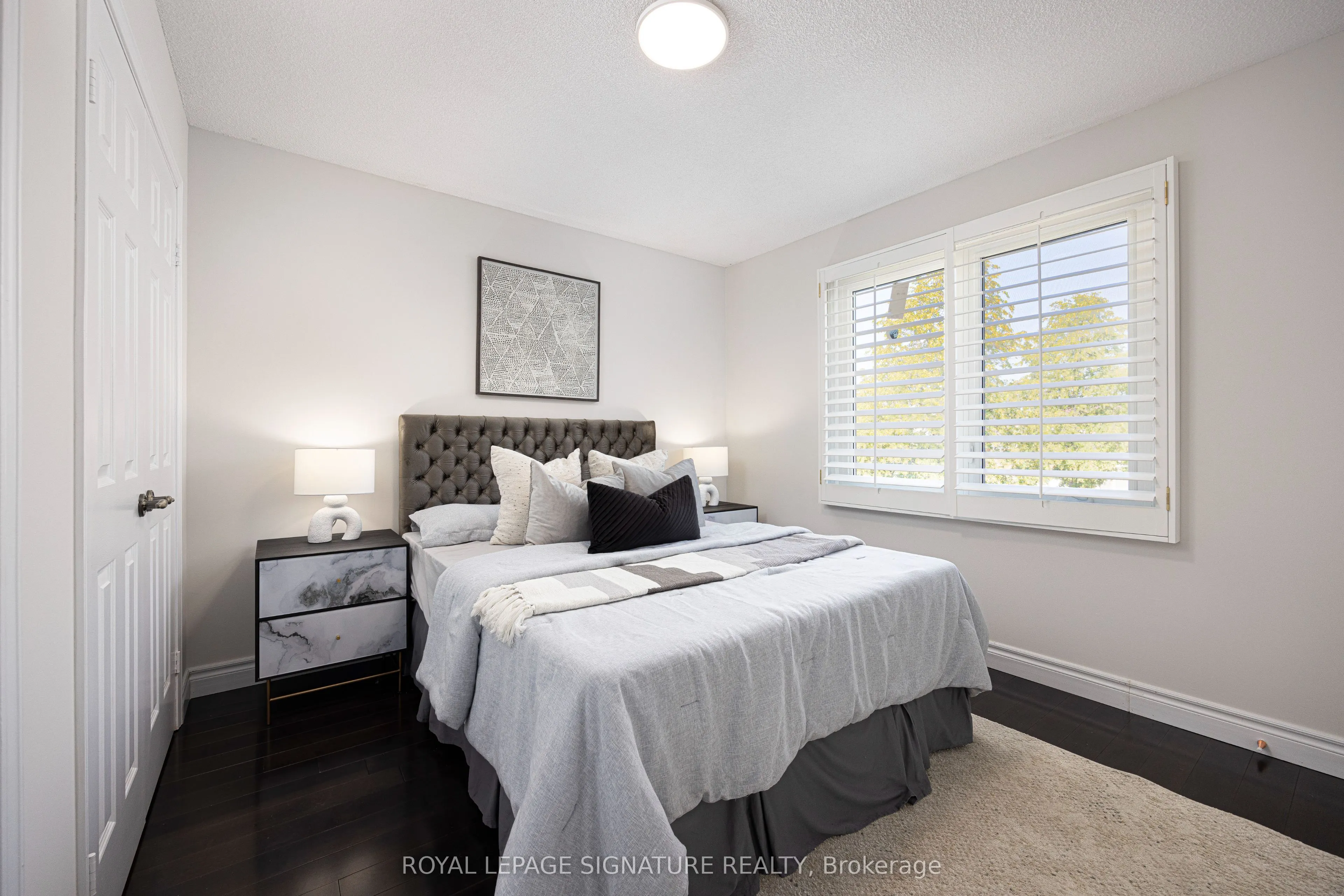 77 Canongate Trail
