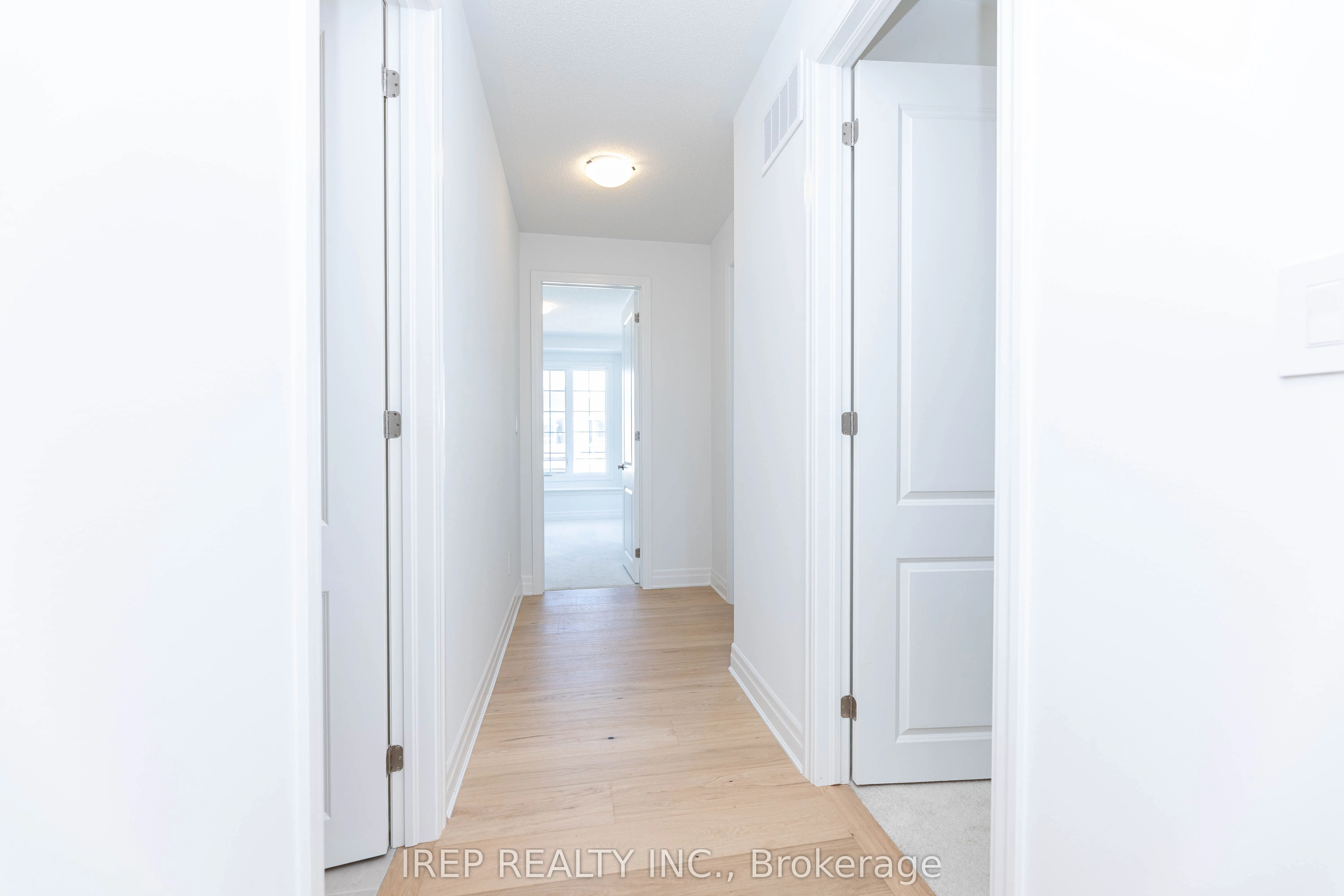 1355 Glamorgan Manor