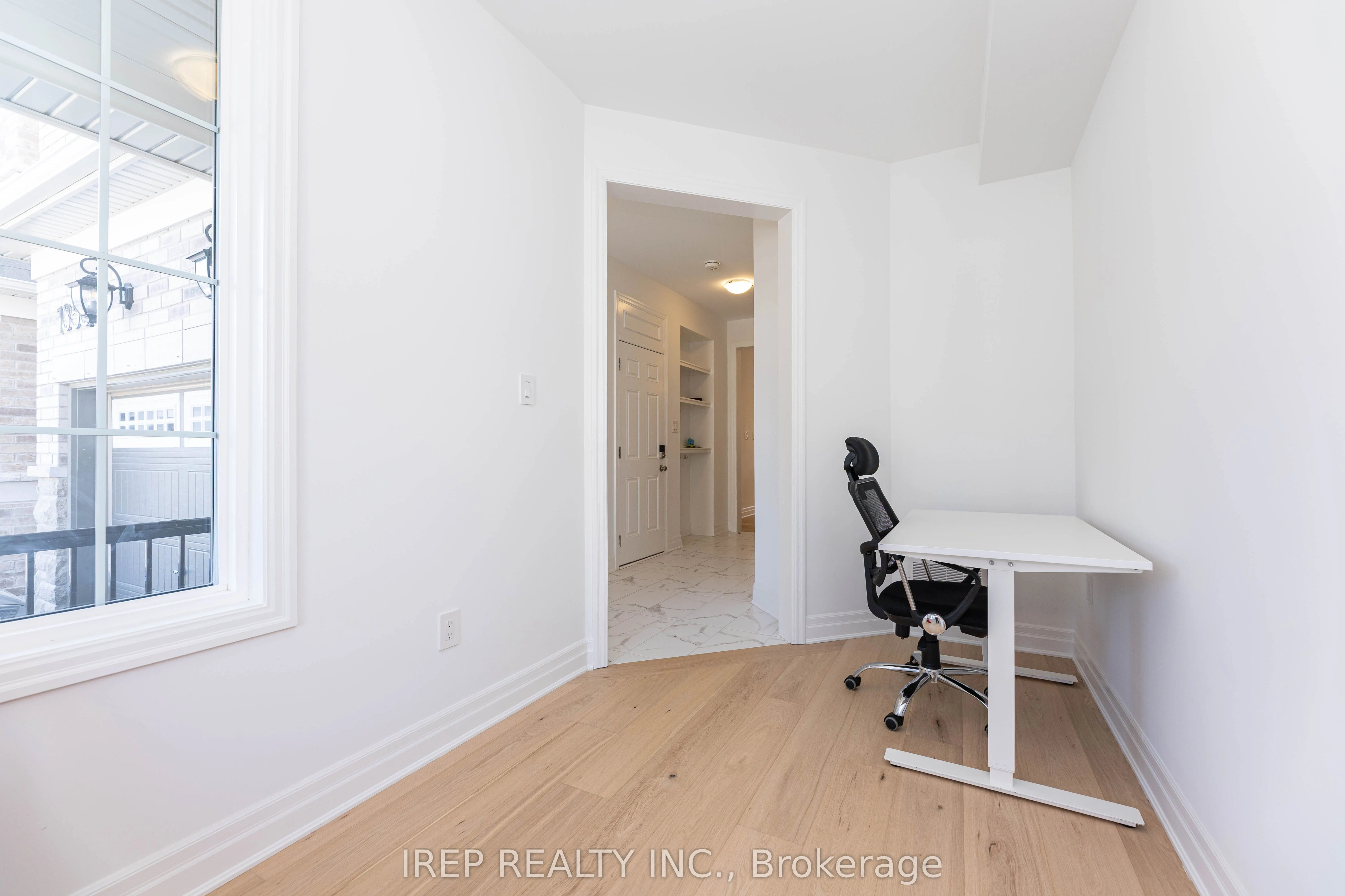 1355 Glamorgan Manor