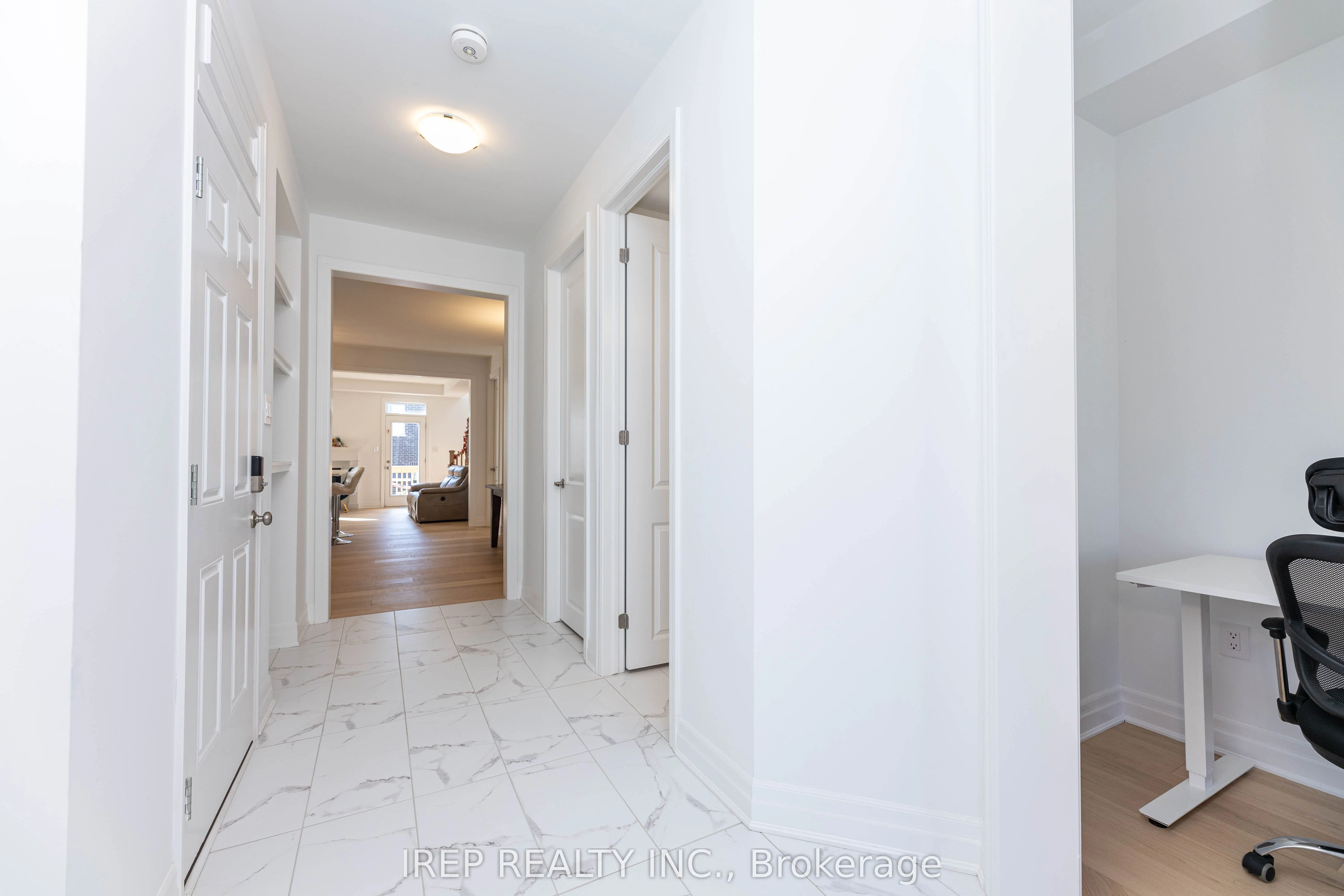 1355 Glamorgan Manor