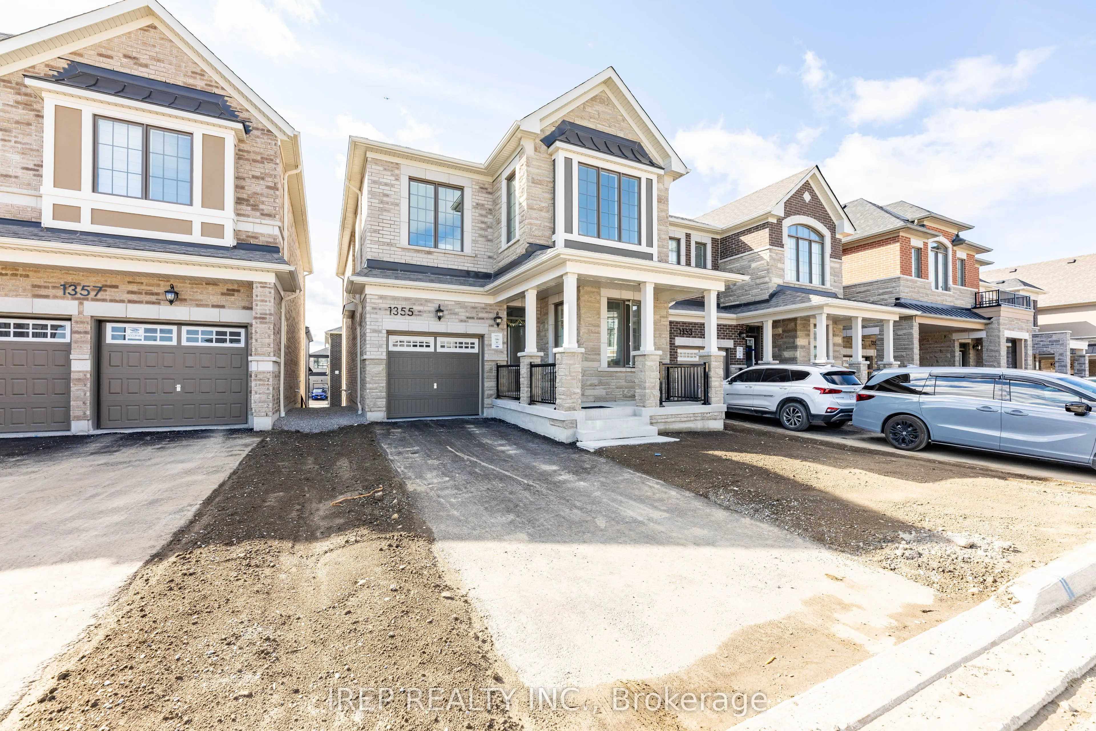 1355 Glamorgan Manor