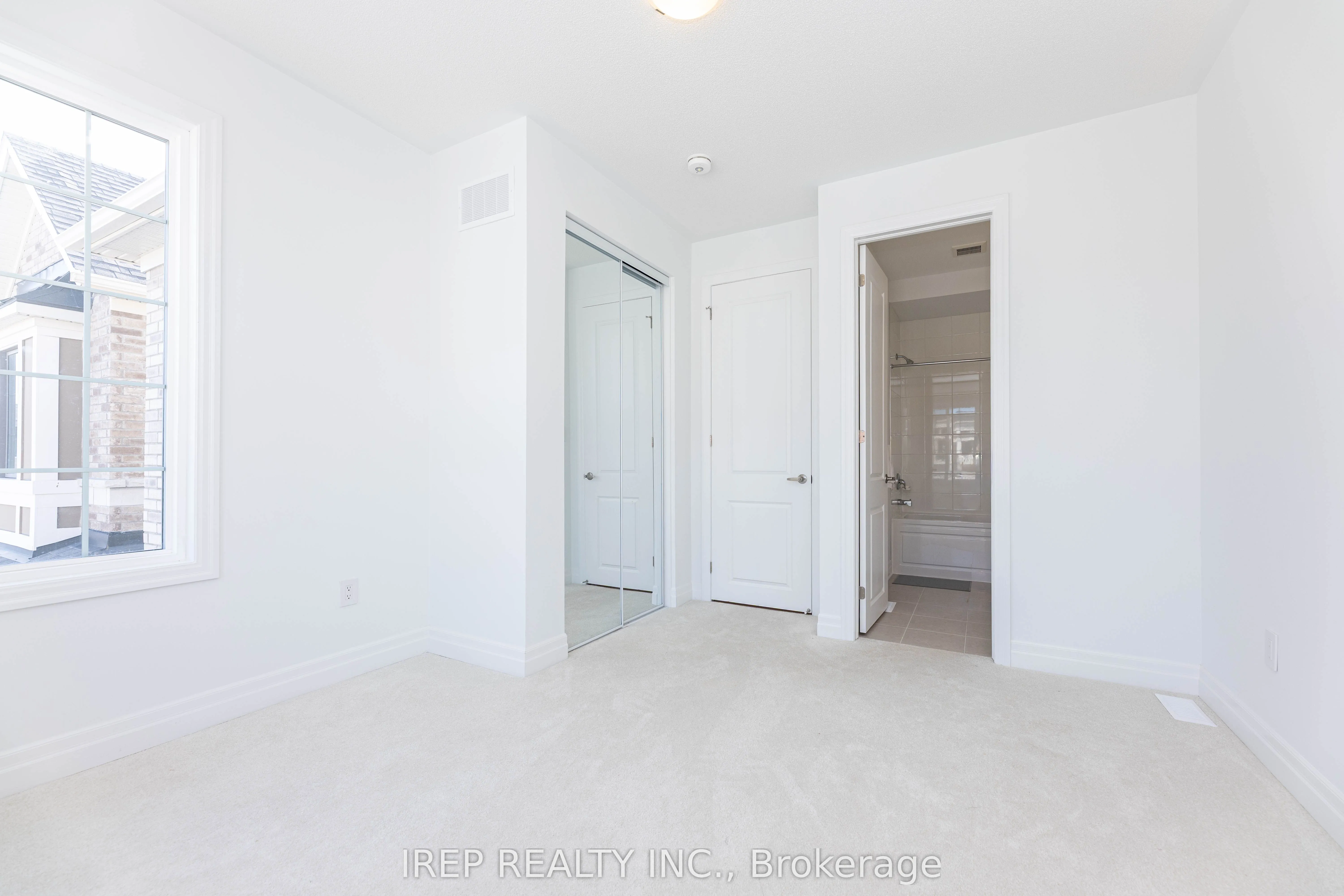 1355 Glamorgan Manor