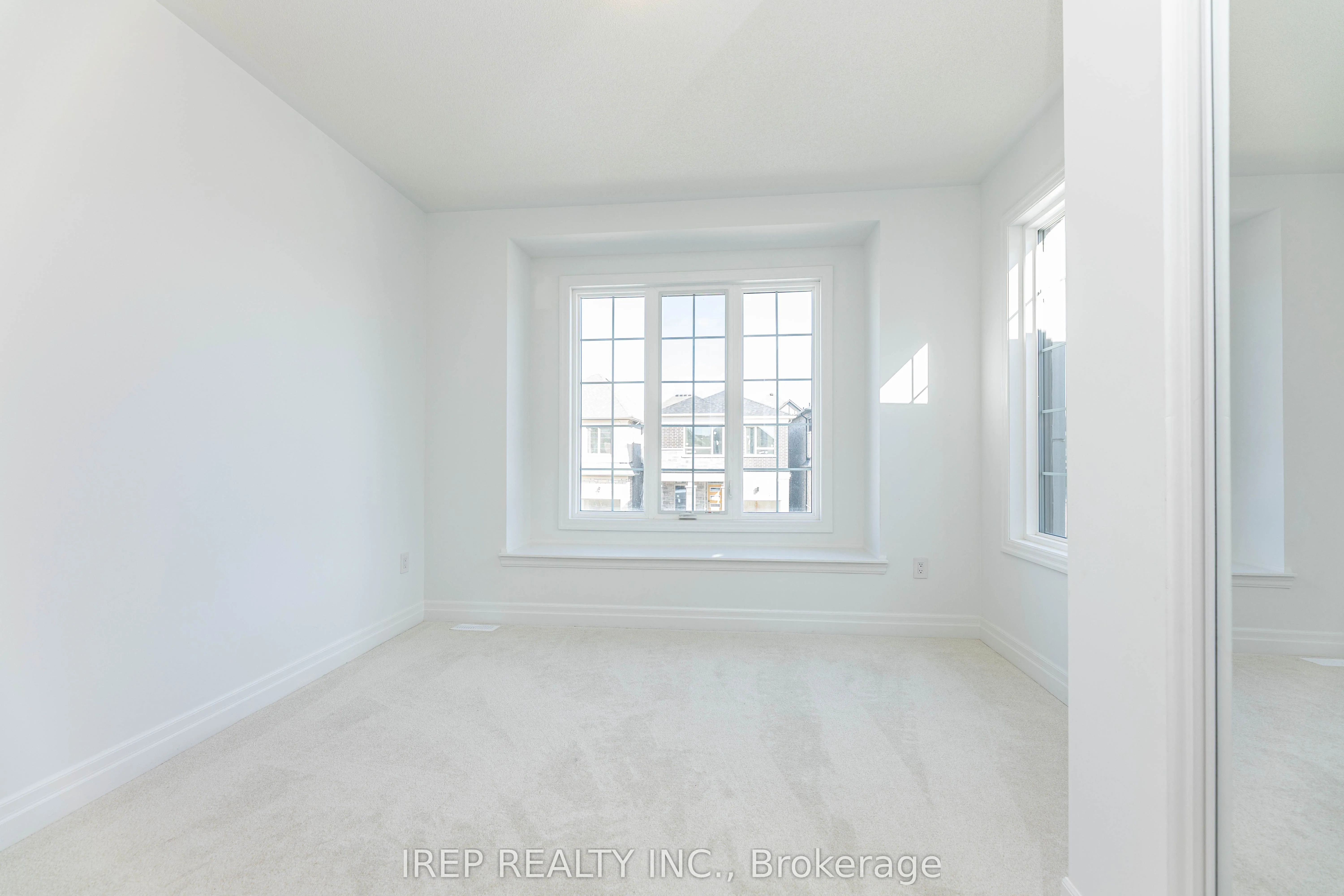 1355 Glamorgan Manor