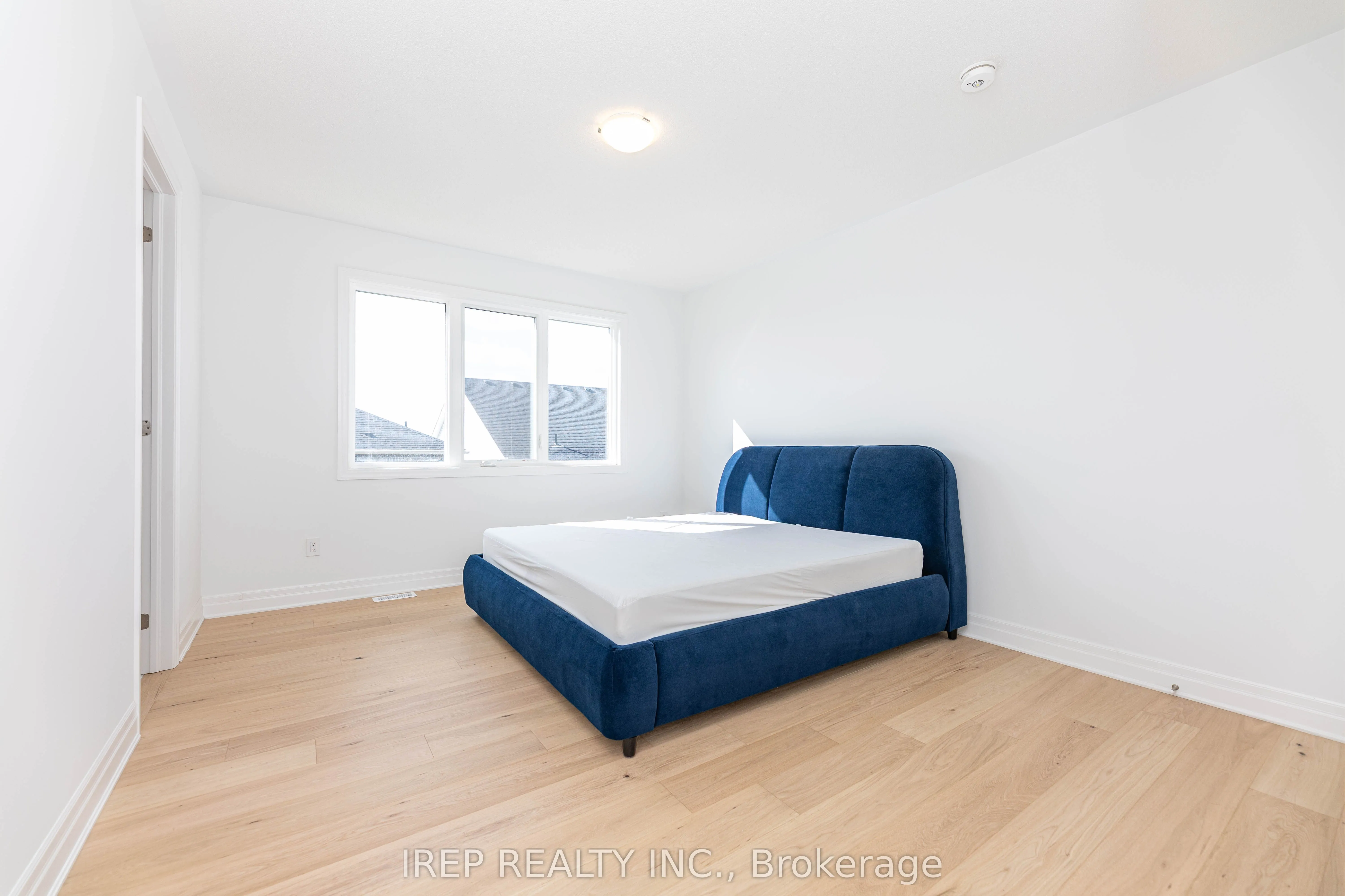 1355 Glamorgan Manor