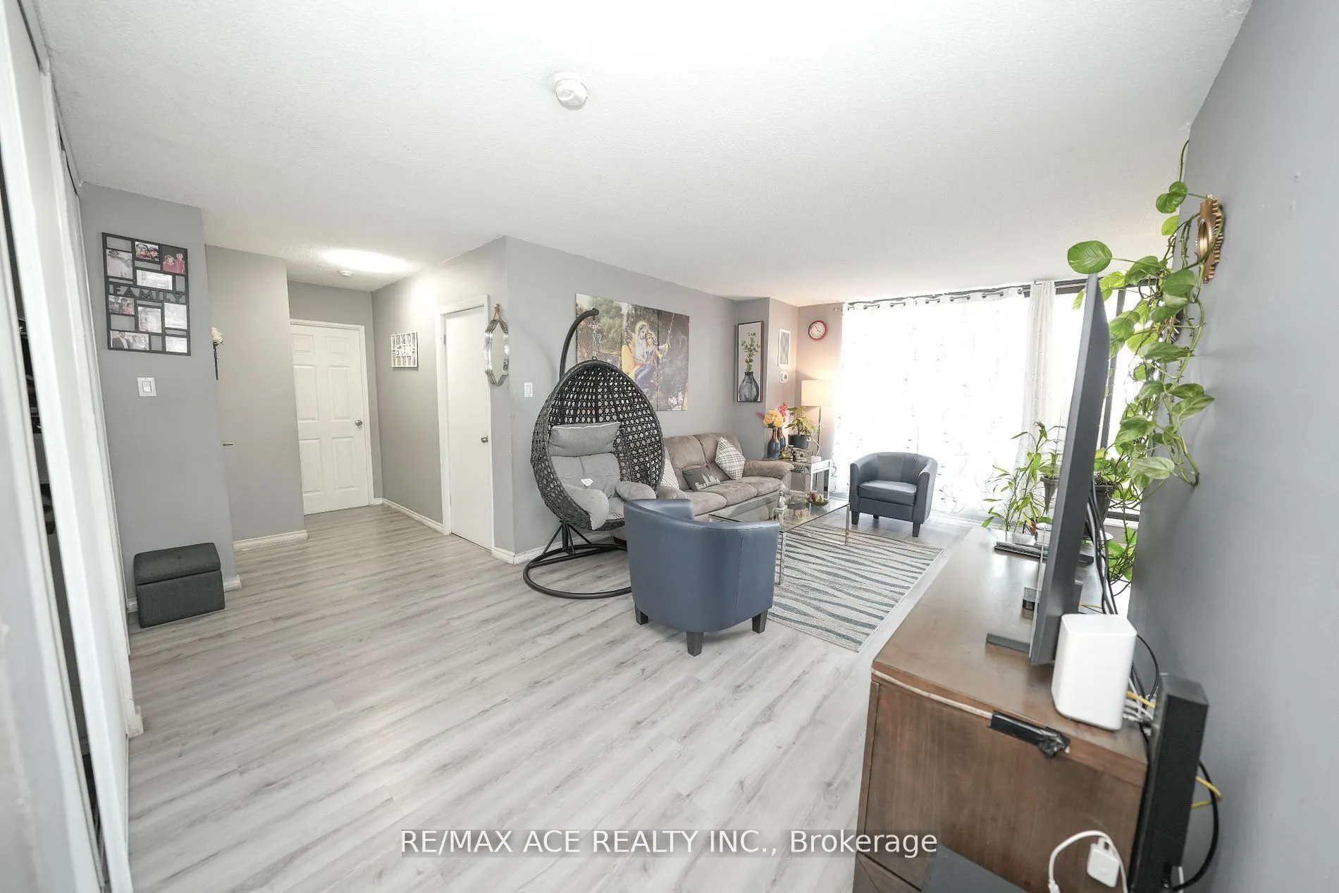 301 Prudential Drive, #701